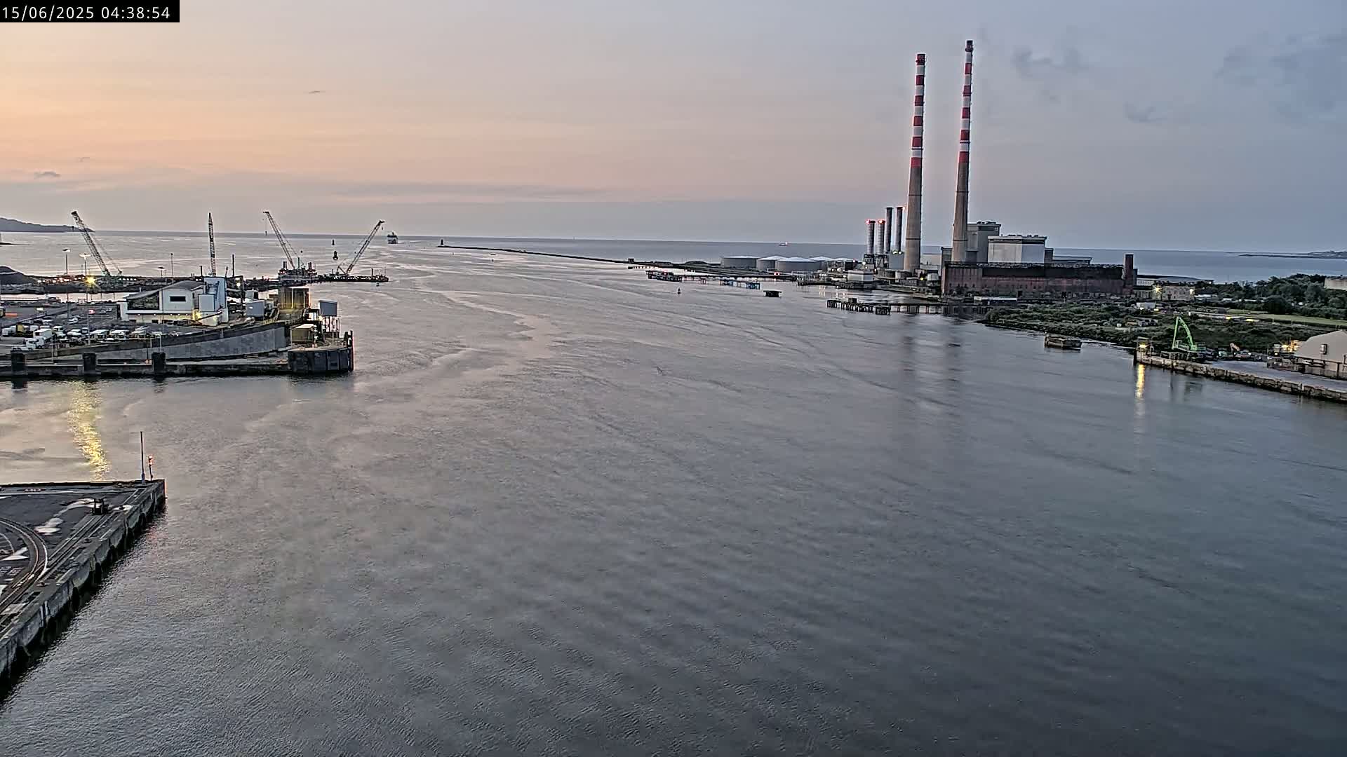 Dublin Bay & Port  Entrance Live Cam - Dublin, Eastern & Midland, Leinster, Ireland