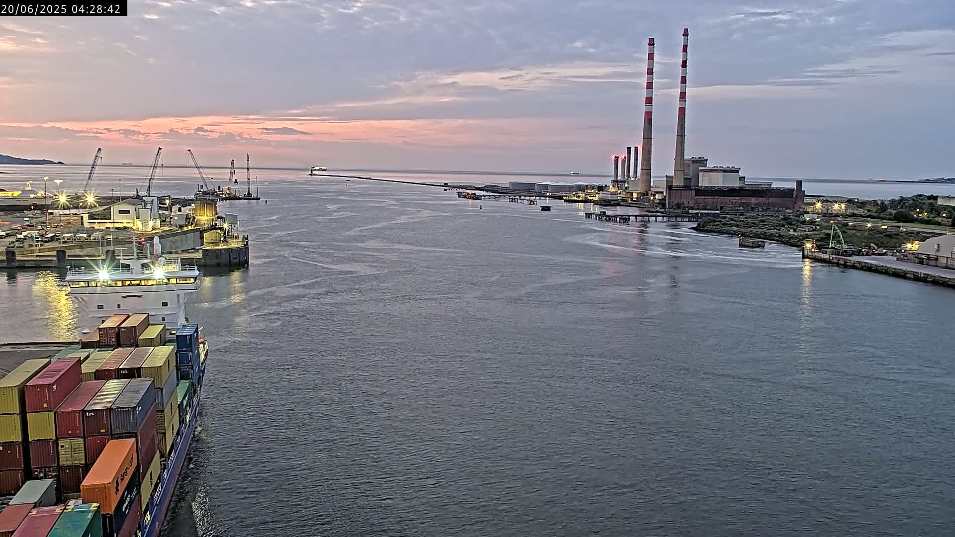 Dublin Bay & Port  Entrance Live Cam - Dublin, Eastern & Midland, Leinster, Ireland