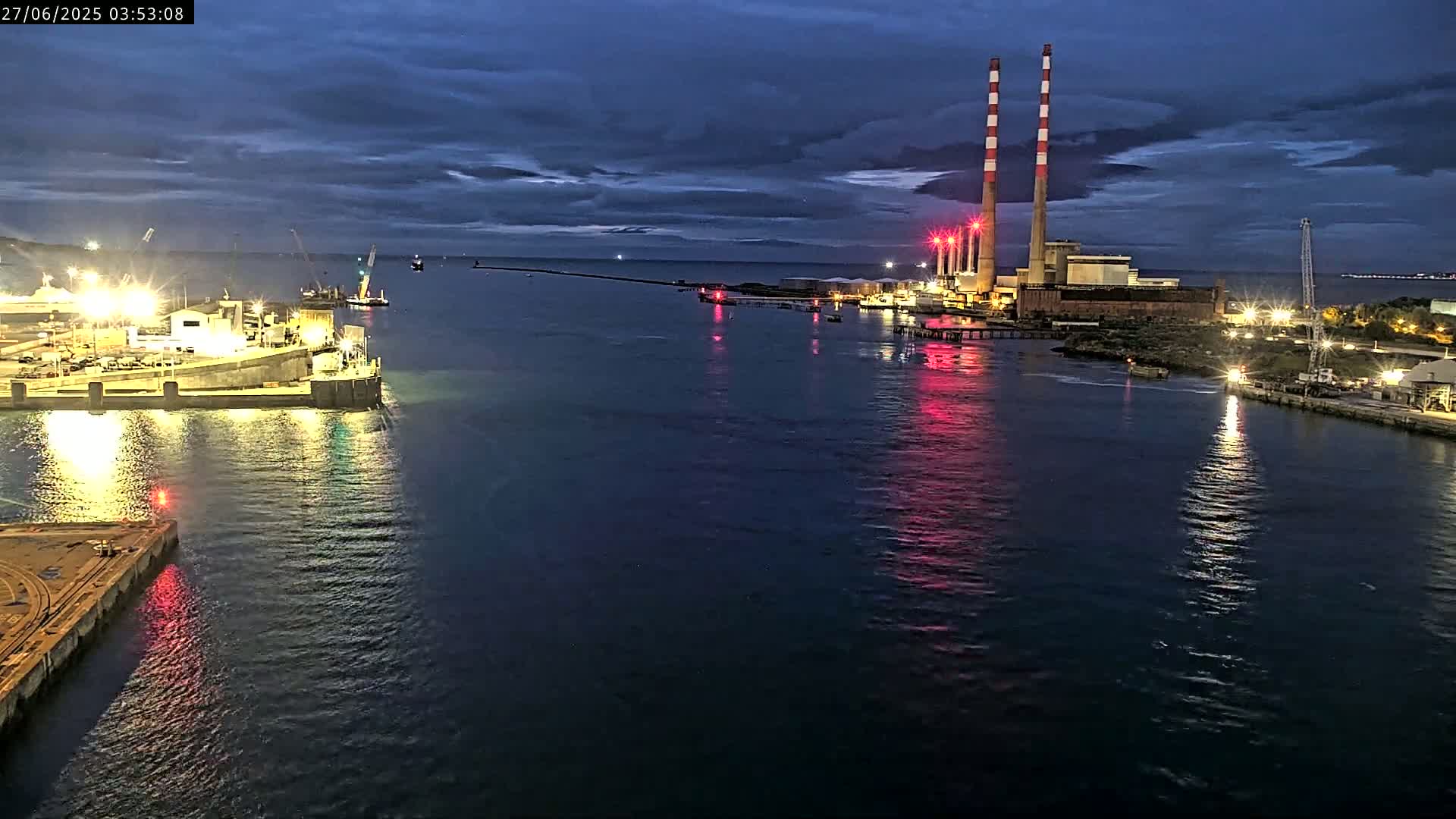 Dublin Bay & Port  Entrance Live Cam - Dublin, Eastern & Midland, Leinster, Ireland