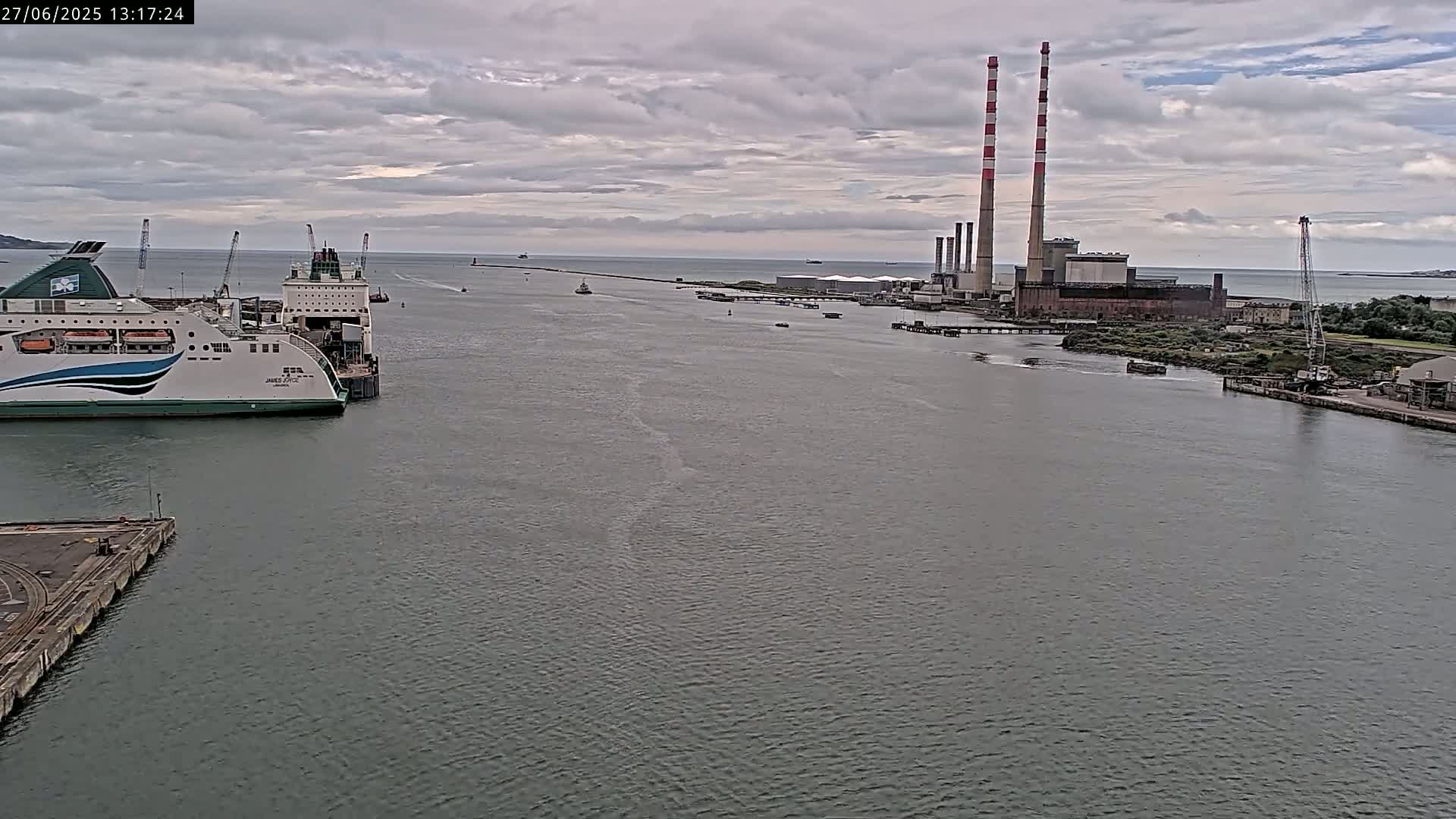 Dublin Bay & Port  Entrance Live Cam - Dublin, Eastern & Midland, Leinster, Ireland