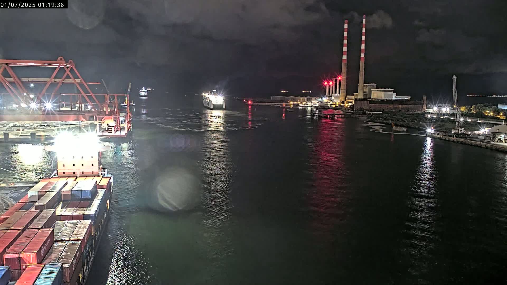 Dublin Bay & Port  Entrance Live Cam - Dublin, Eastern & Midland, Leinster, Ireland