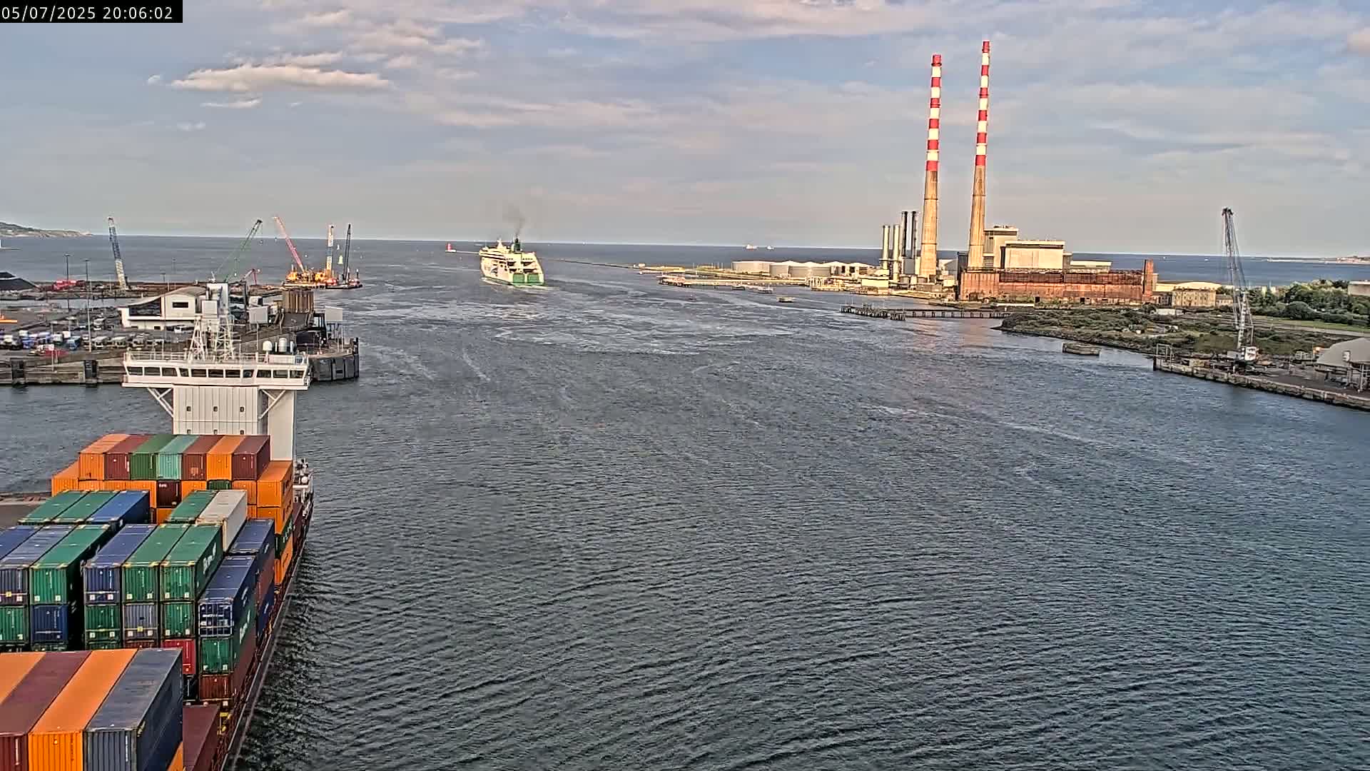 Dublin Bay & Port  Entrance Live Cam - Dublin, Eastern & Midland, Leinster, Ireland