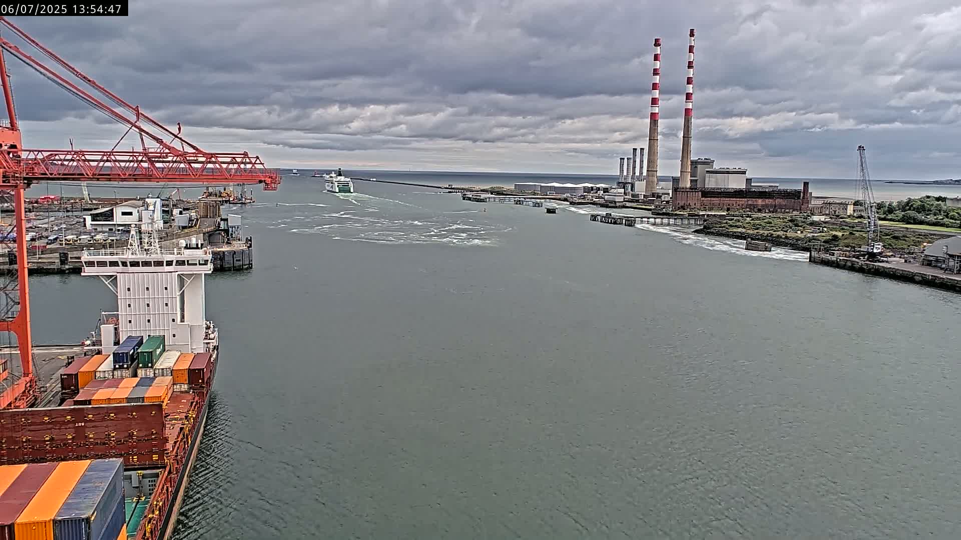 Dublin Bay & Port  Entrance Live Cam - Dublin, Eastern & Midland, Leinster, Ireland