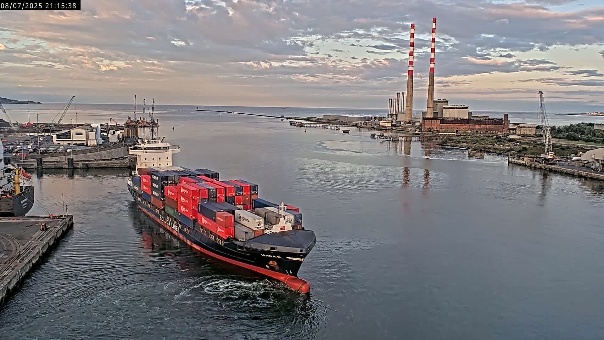 Dublin Bay & Port  Entrance Live Cam - Dublin, Eastern & Midland, Leinster, Ireland