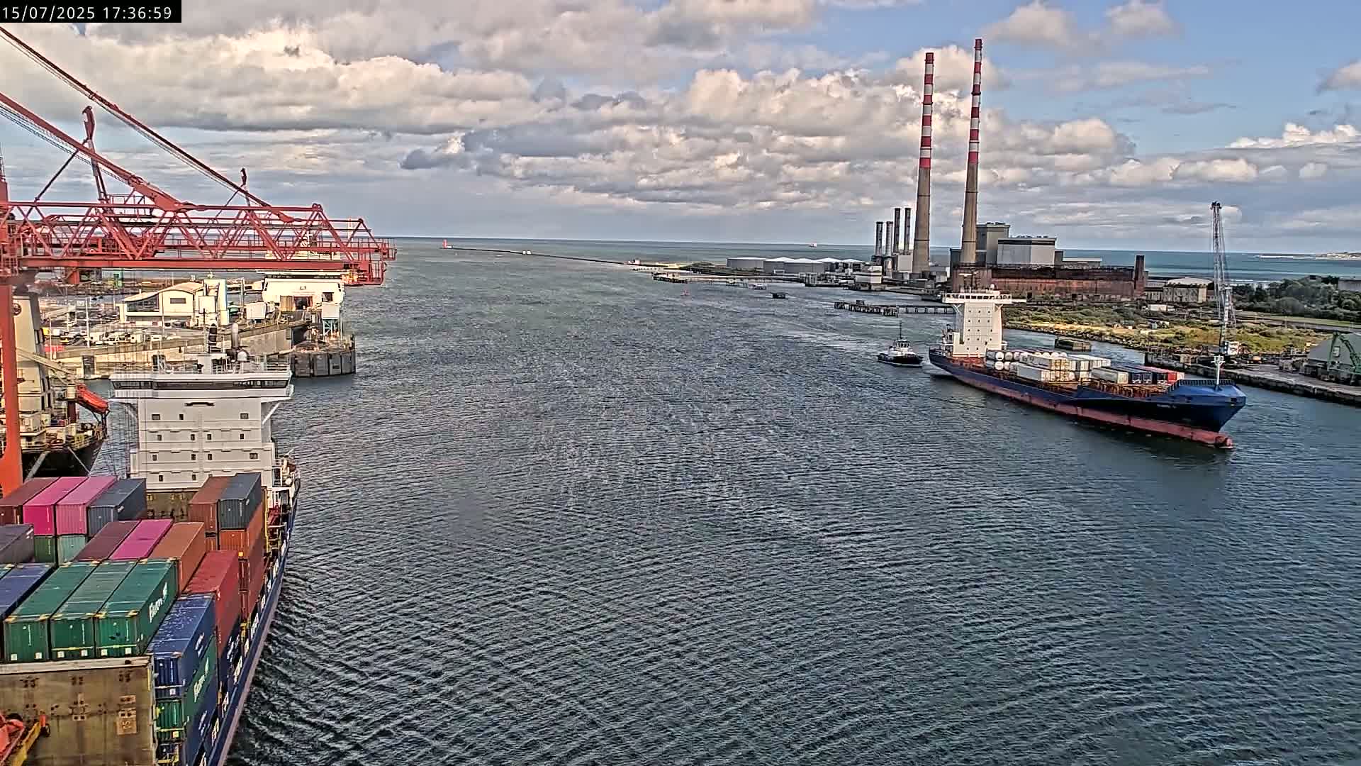 Dublin Bay & Port  Entrance Live Cam - Dublin, Eastern & Midland, Leinster, Ireland