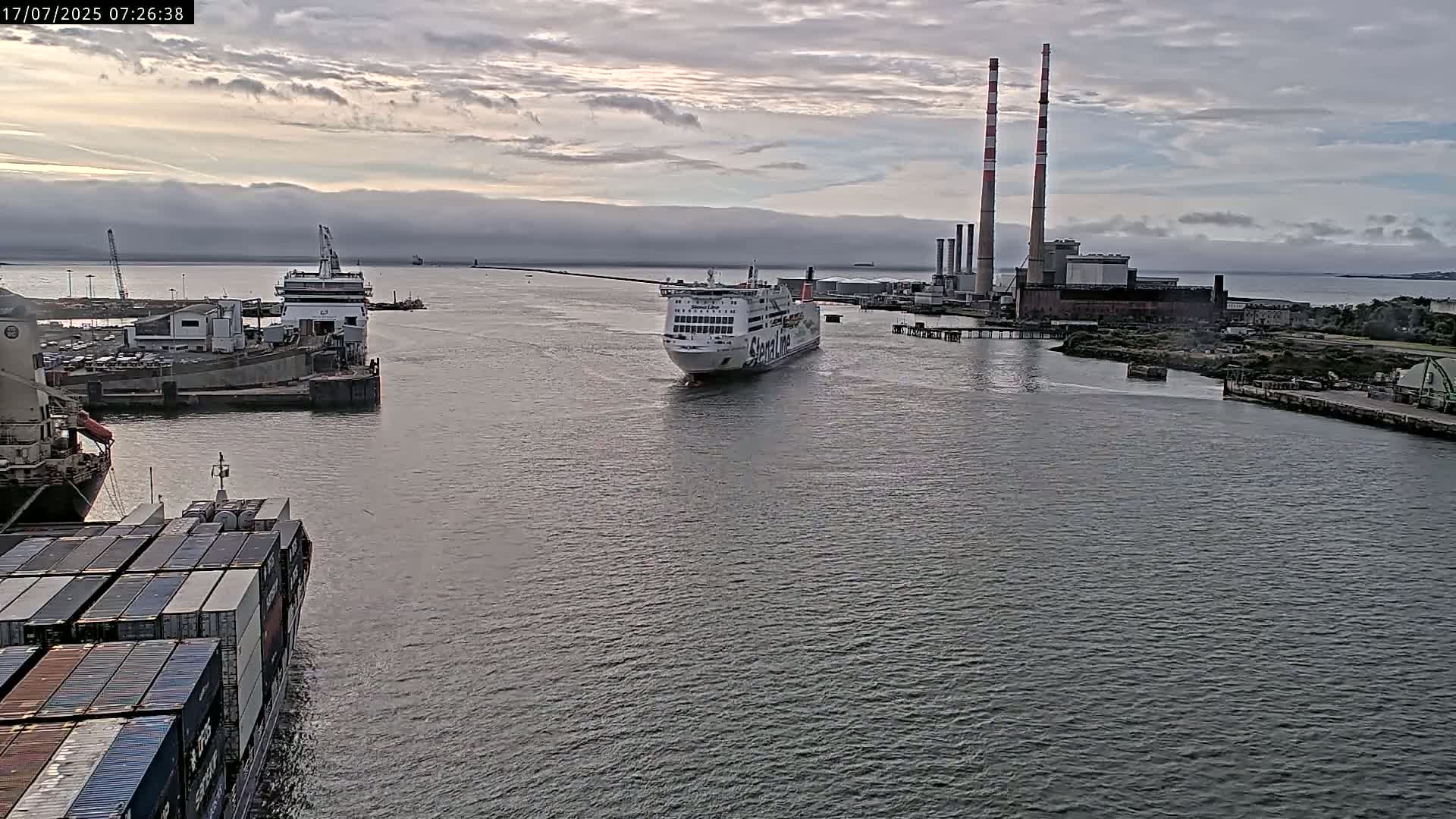 Dublin Bay & Port  Entrance Live Cam - Dublin, Eastern & Midland, Leinster, Ireland