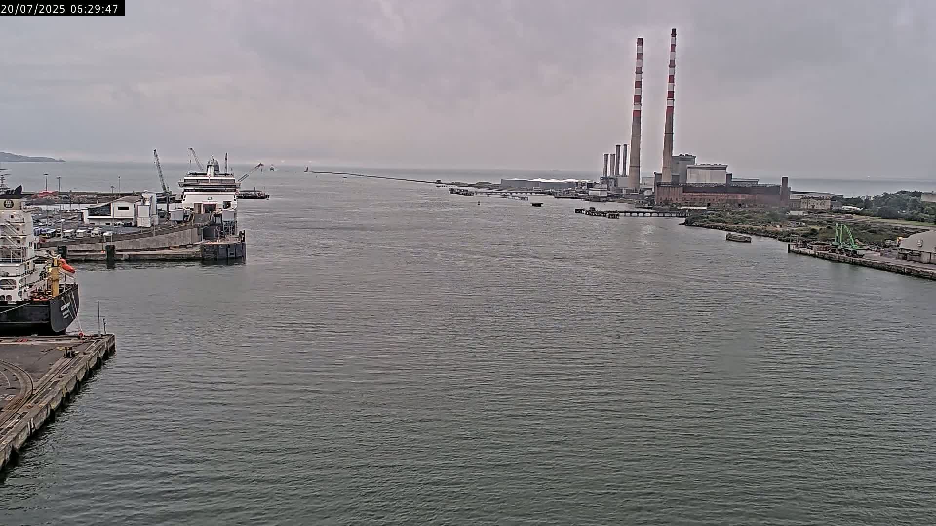 Dublin Bay & Port  Entrance Live Cam - Dublin, Eastern & Midland, Leinster, Ireland