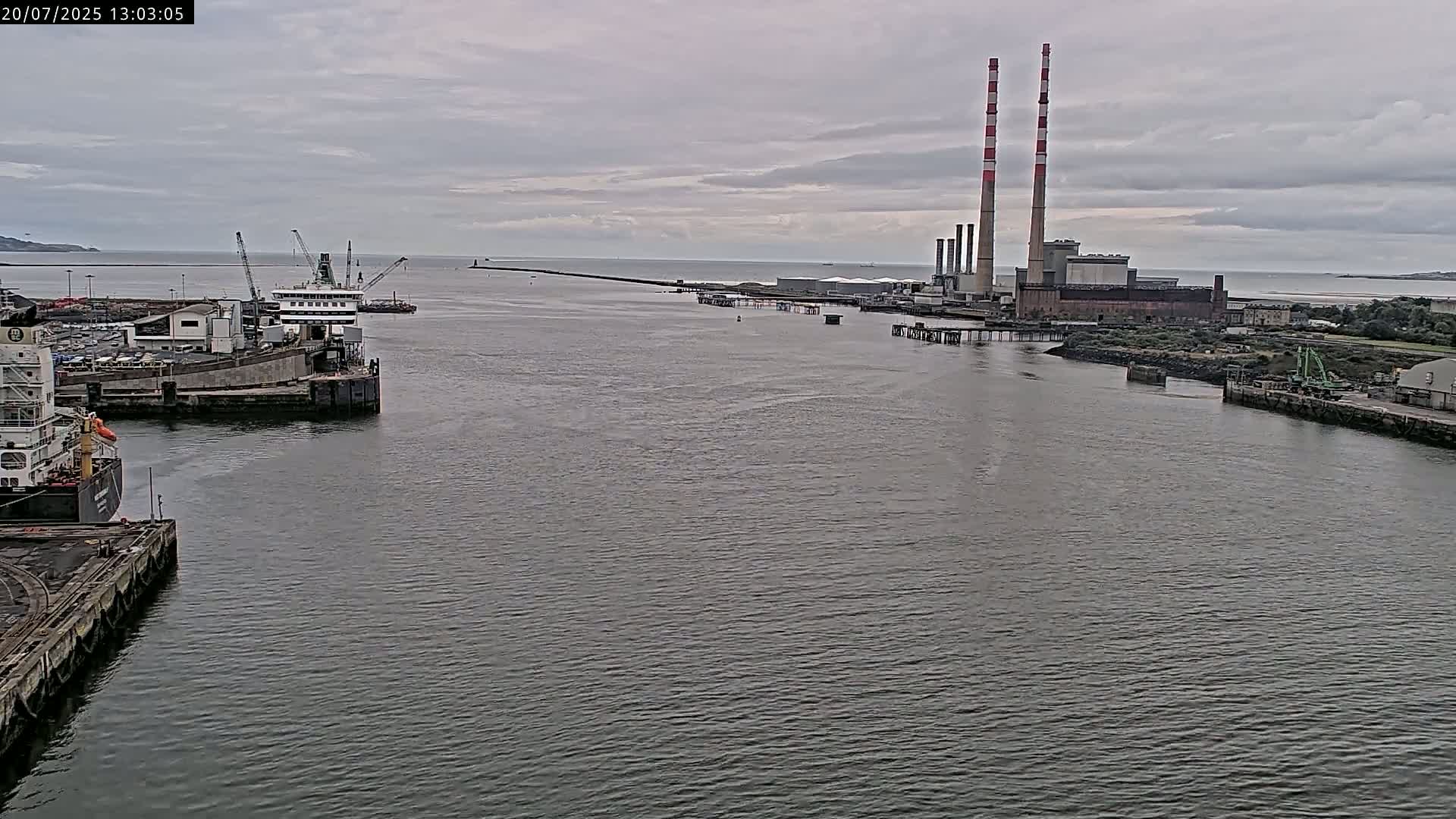 Dublin Bay & Port  Entrance Live Cam - Dublin, Eastern & Midland, Leinster, Ireland