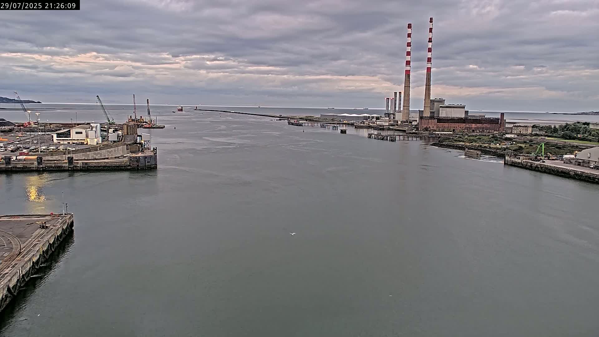 Dublin Bay & Port  Entrance Live Cam - Dublin, Eastern & Midland, Leinster, Ireland