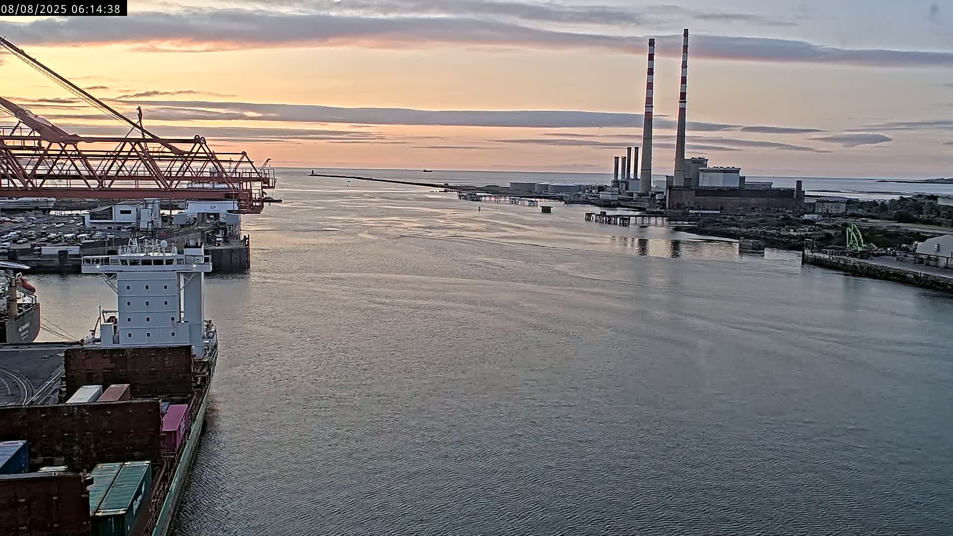 Dublin Bay & Port  Entrance Live Cam - Dublin, Eastern & Midland, Leinster, Ireland