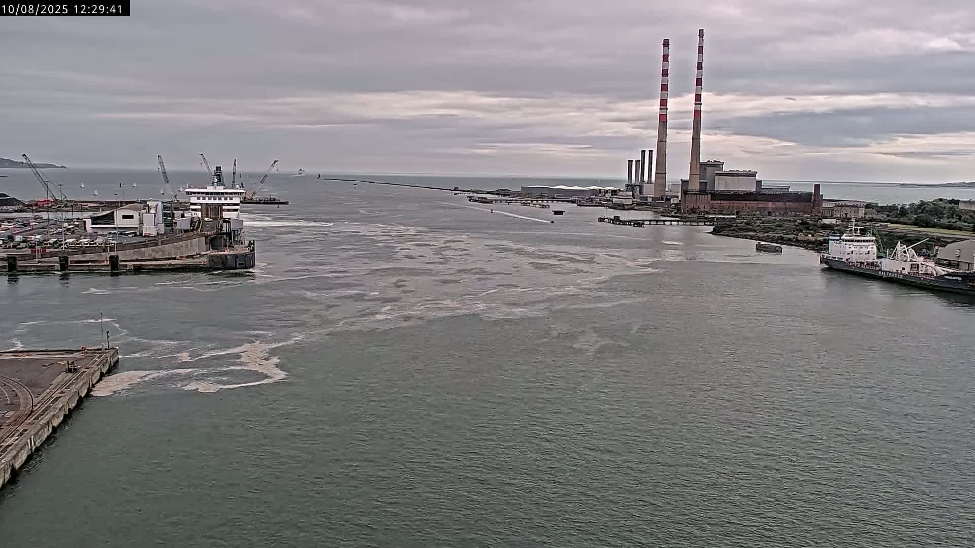 Dublin Bay & Port  Entrance Live Cam - Dublin, Eastern & Midland, Leinster, Ireland