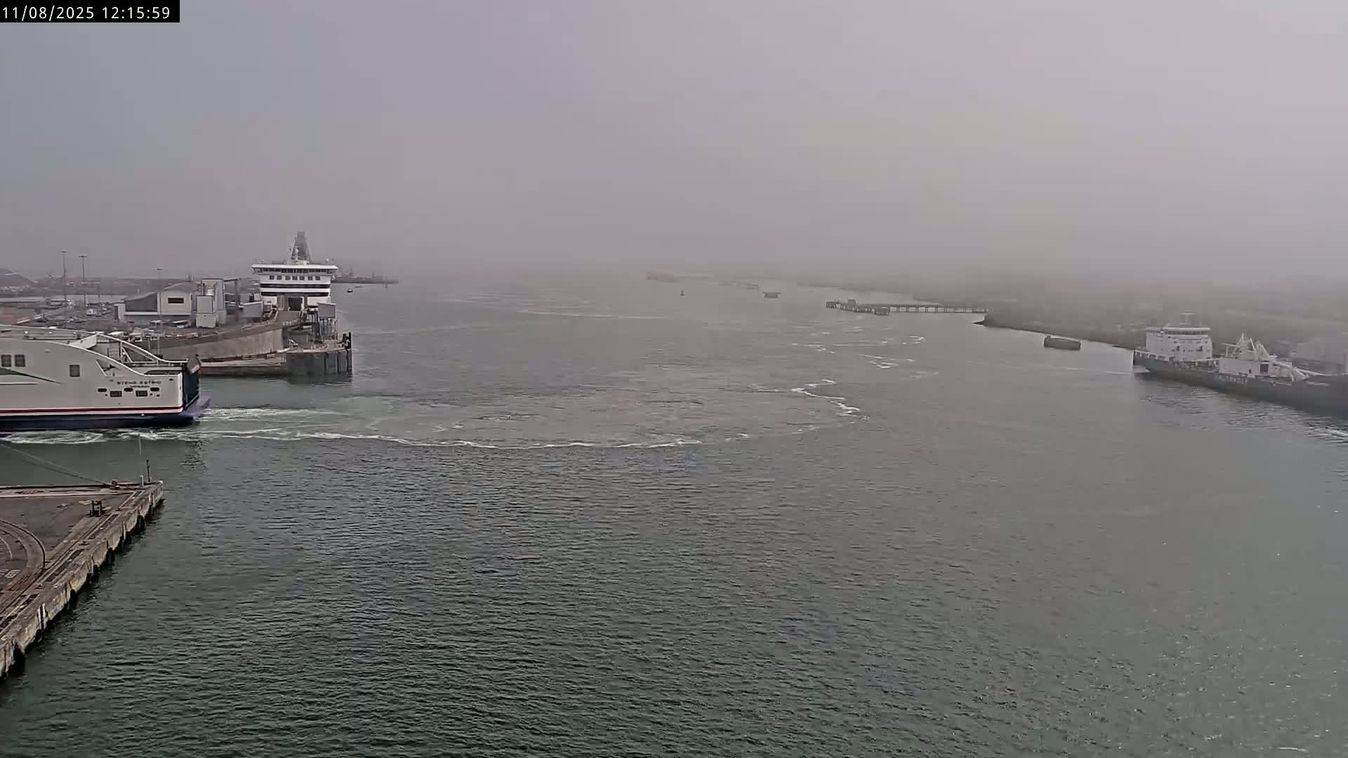 Dublin Bay & Port  Entrance Live Cam - Dublin, Eastern & Midland, Leinster, Ireland