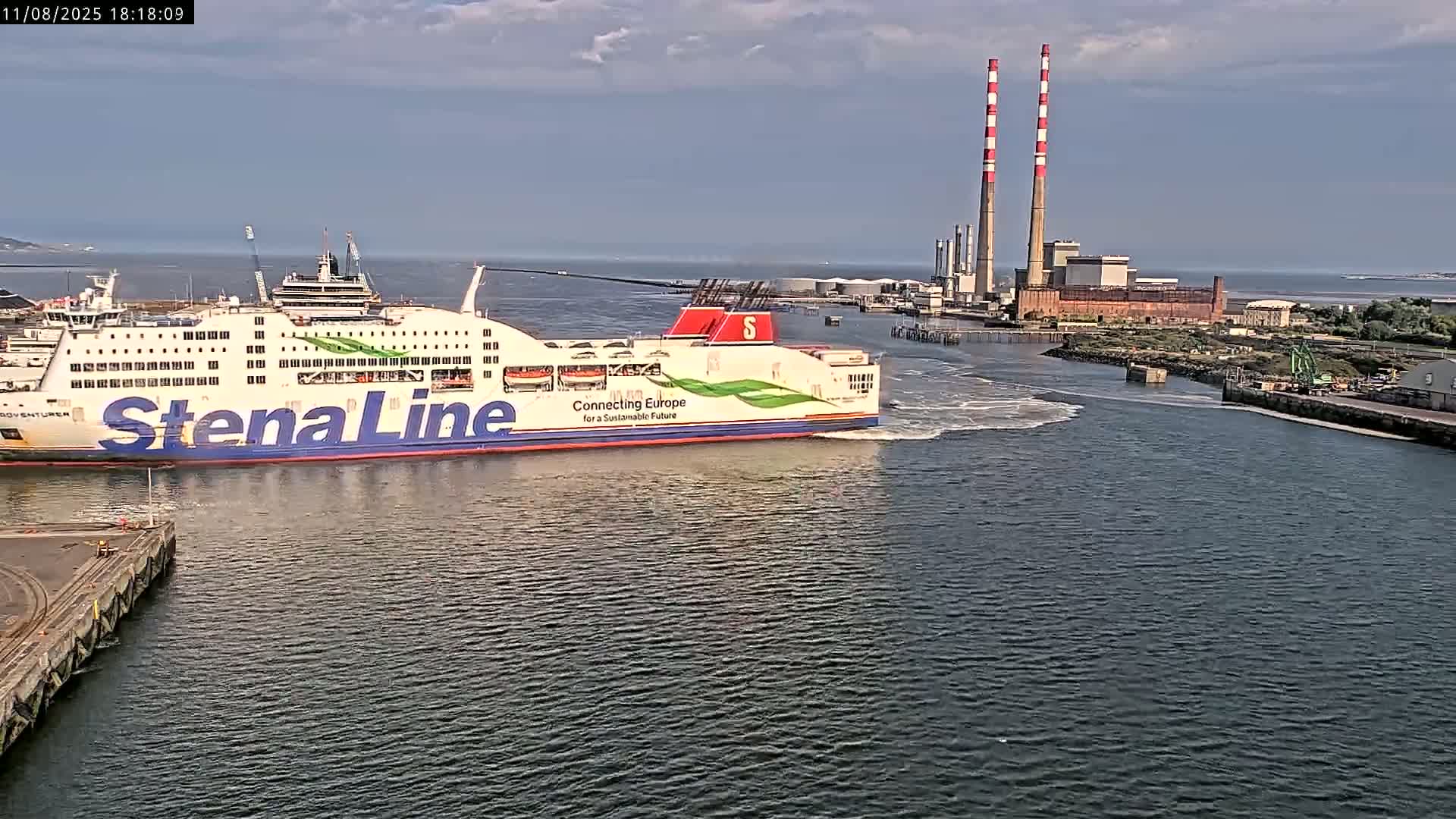 Dublin Bay & Port  Entrance Live Cam - Dublin, Eastern & Midland, Leinster, Ireland