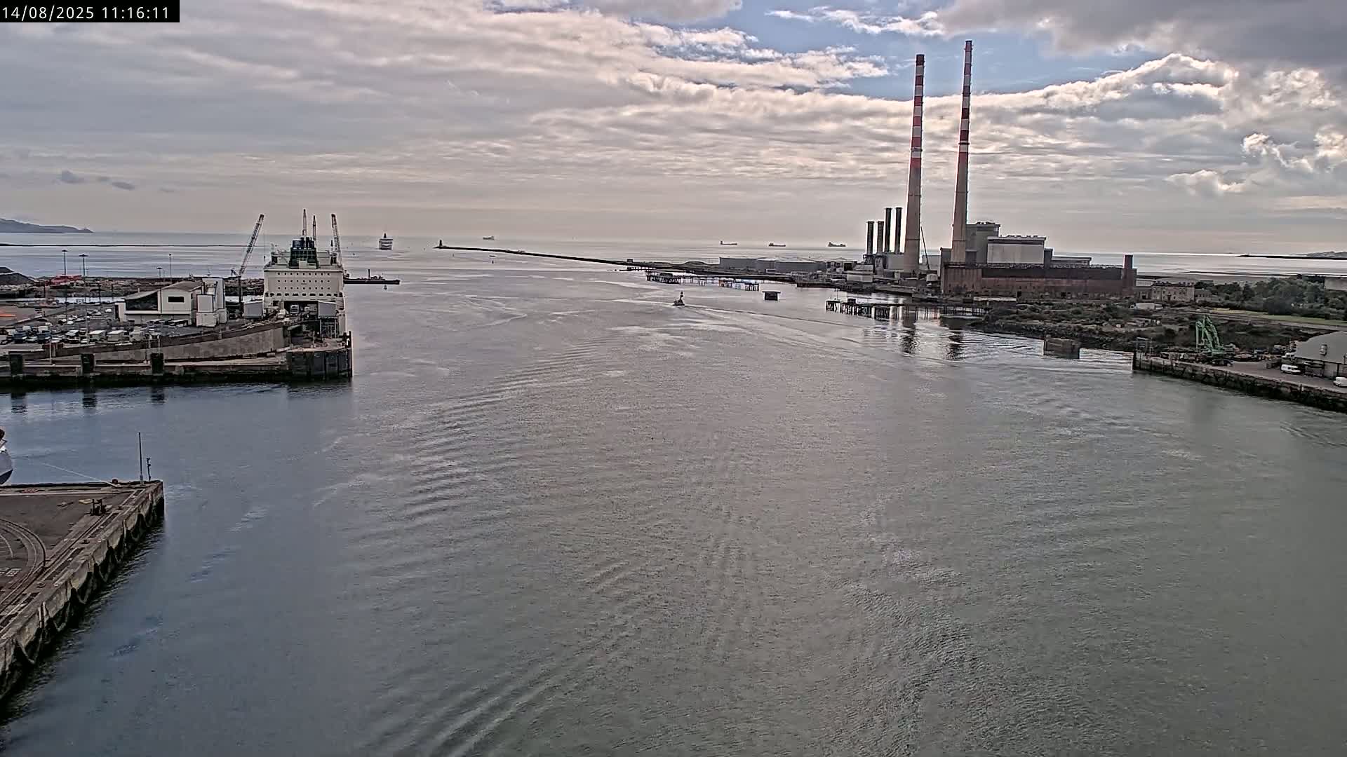 Dublin Bay & Port  Entrance Live Cam - Dublin, Eastern & Midland, Leinster, Ireland