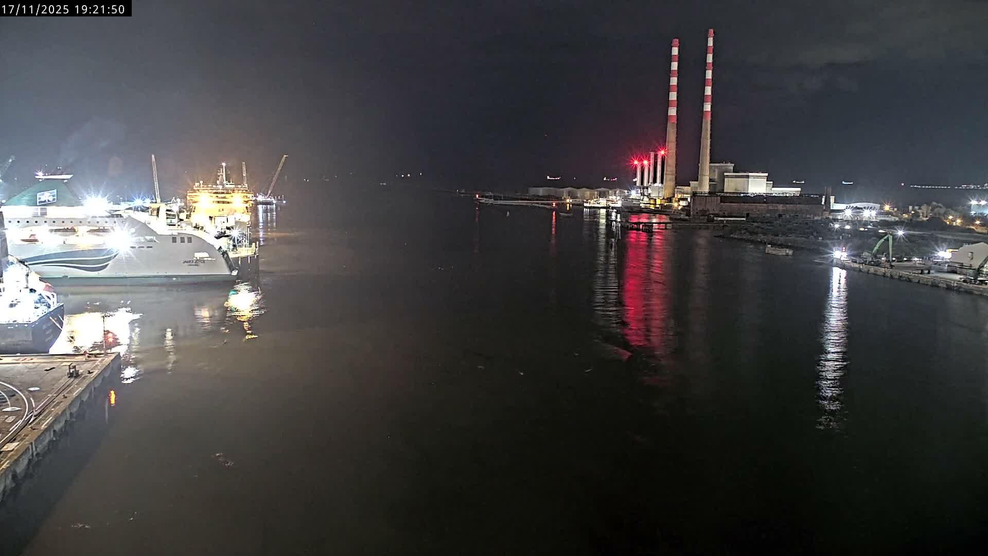 Dublin Bay & Port  Entrance Live Cam - Dublin, Eastern & Midland, Leinster, Ireland