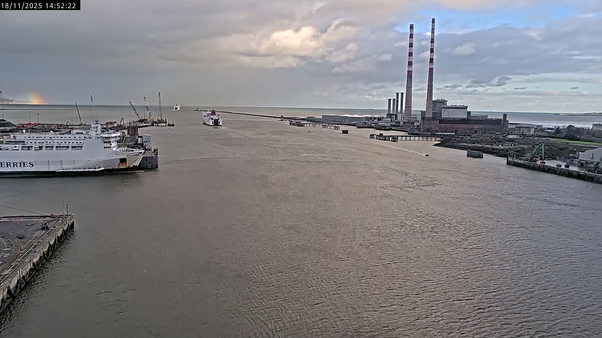 Dublin Bay & Port  Entrance Live Cam - Dublin, Eastern & Midland, Leinster, Ireland