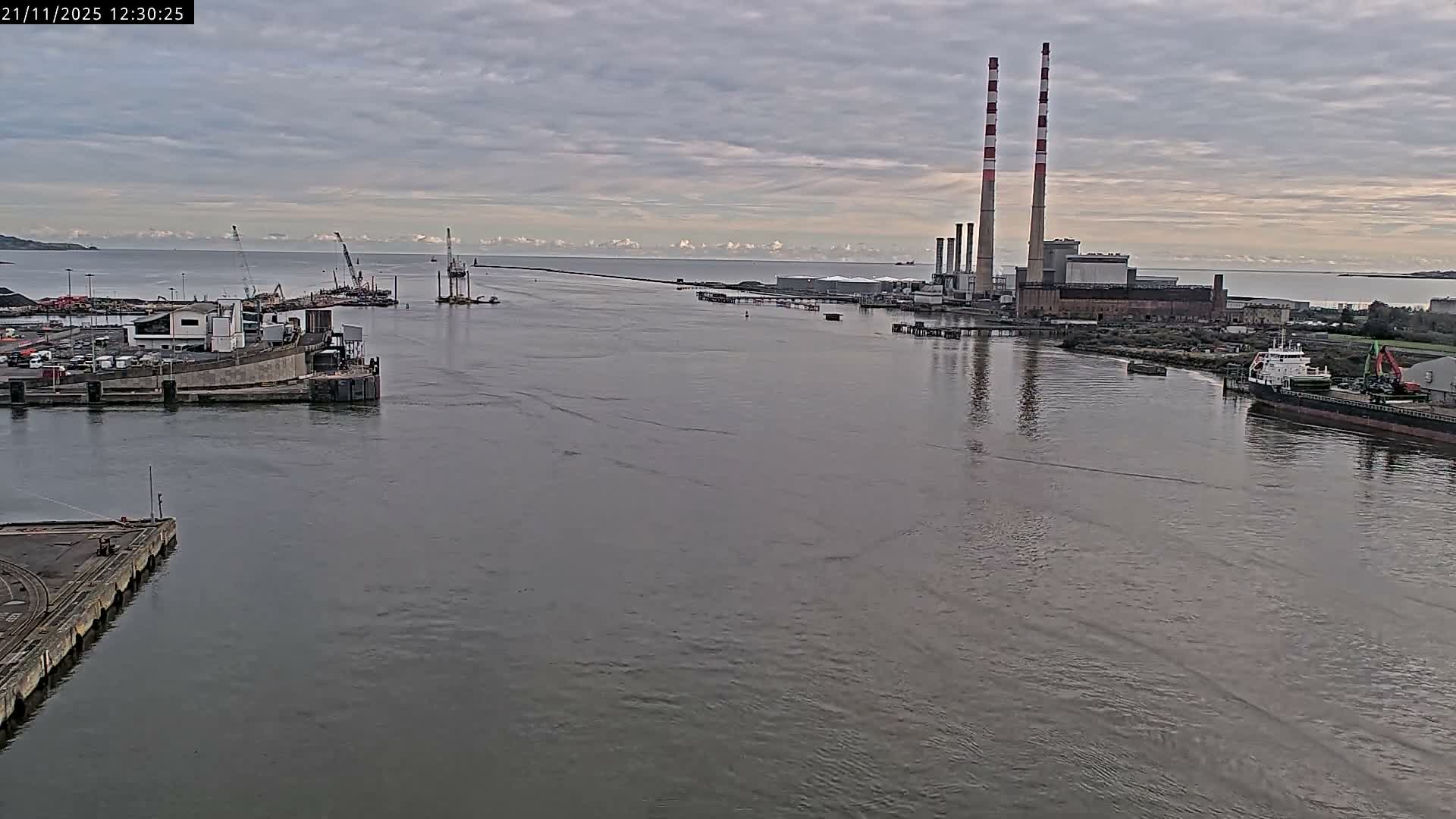 Dublin Bay & Port  Entrance Live Cam - Dublin, Eastern & Midland, Leinster, Ireland