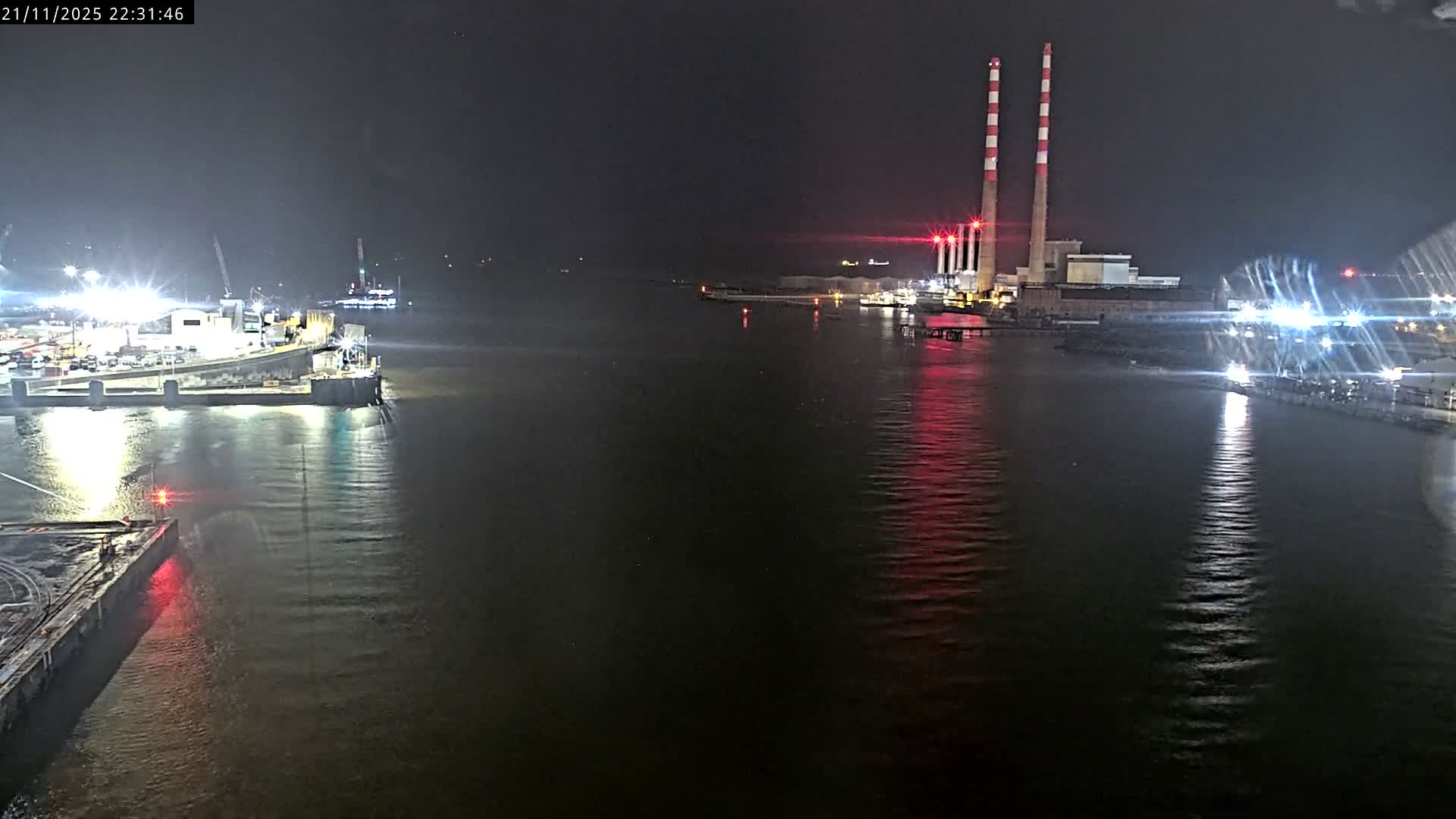 Dublin Bay & Port  Entrance Live Cam - Dublin, Eastern & Midland, Leinster, Ireland