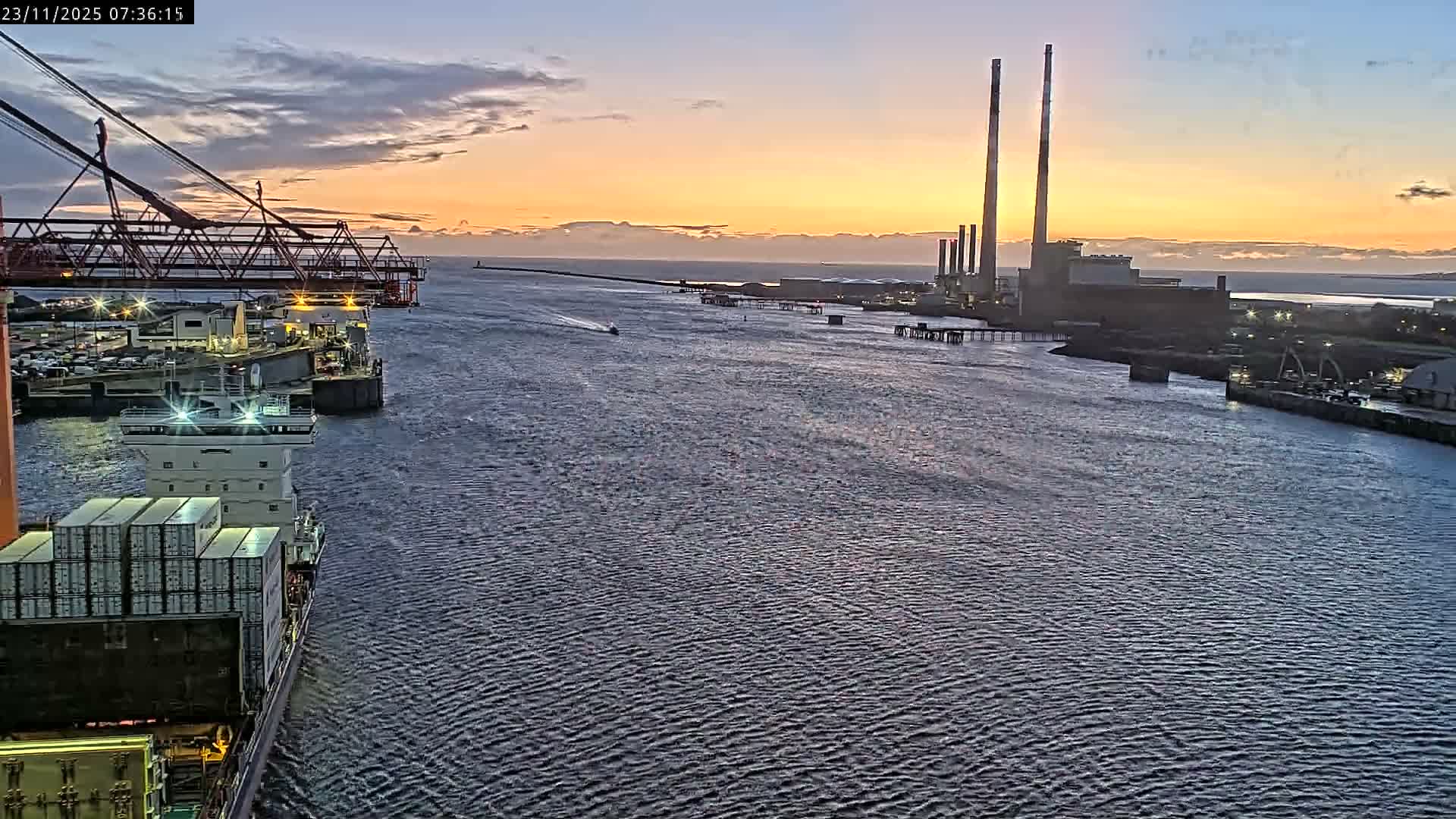 Dublin Bay & Port  Entrance Live Cam - Dublin, Eastern & Midland, Leinster, Ireland