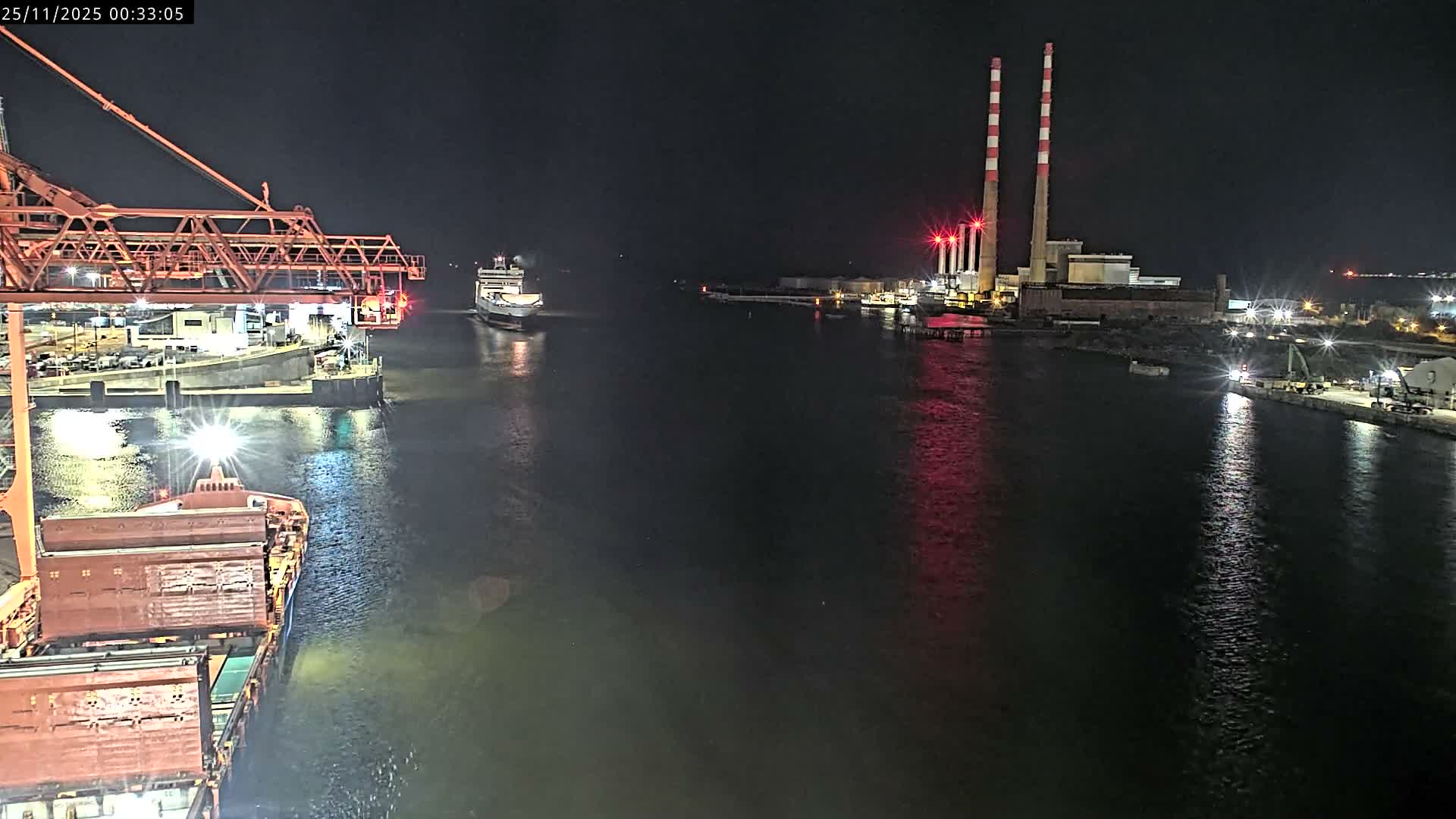 Dublin Bay & Port  Entrance Live Cam - Dublin, Eastern & Midland, Leinster, Ireland