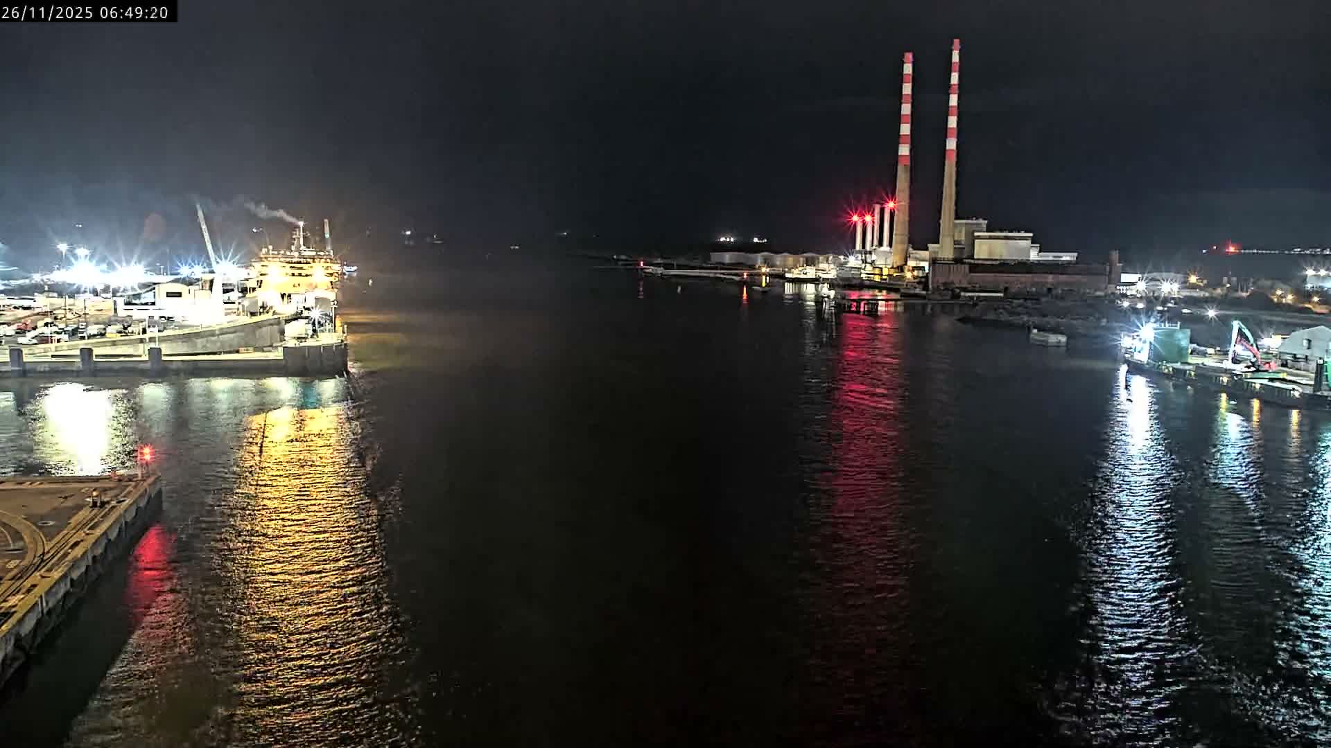 Dublin Bay & Port  Entrance Live Cam - Dublin, Eastern & Midland, Leinster, Ireland