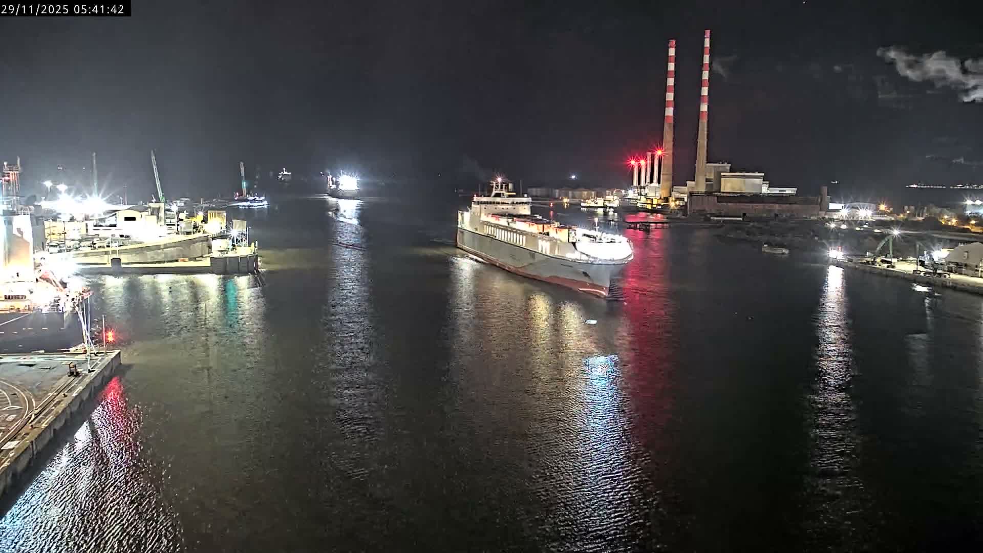 Dublin Bay & Port  Entrance Live Cam - Dublin, Eastern & Midland, Leinster, Ireland