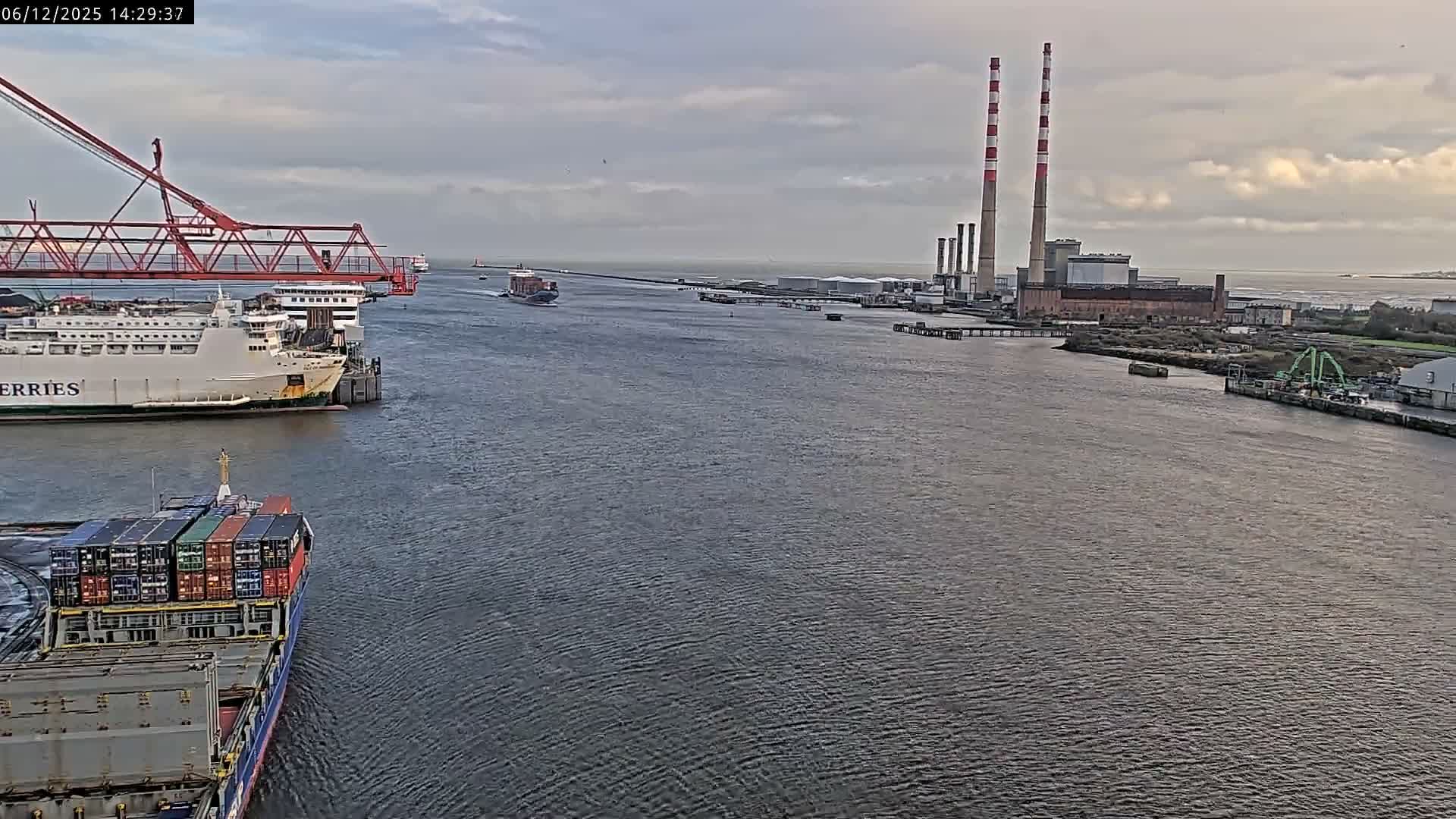 Dublin Bay & Port  Entrance Live Cam - Dublin, Eastern & Midland, Leinster, Ireland