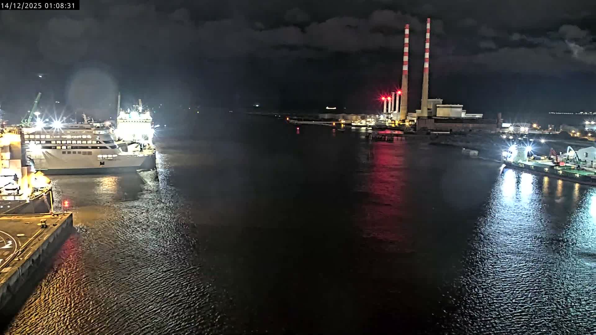 Dublin Bay & Port  Entrance Live Cam - Dublin, Eastern & Midland, Leinster, Ireland