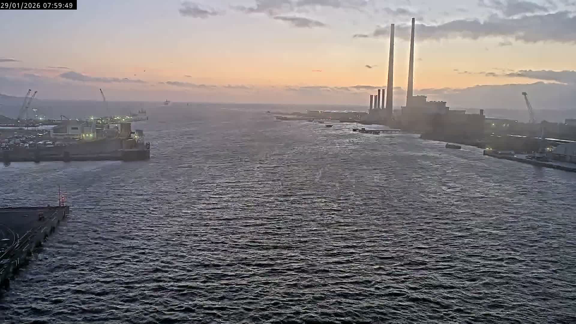 Dublin Bay & Port  Entrance Live Cam - Dublin, Eastern & Midland, Leinster, Ireland