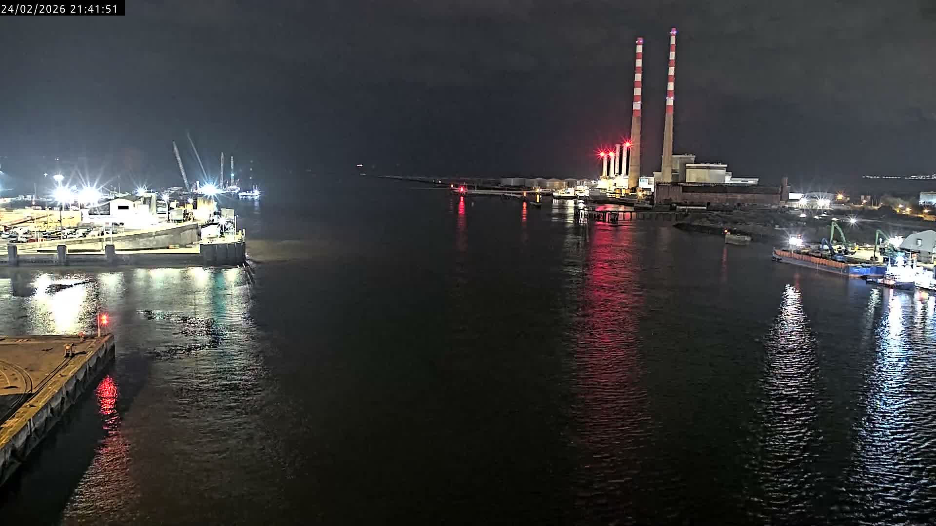 Dublin Bay & Port  Entrance Live Cam - Dublin, Eastern & Midland, Leinster, Ireland