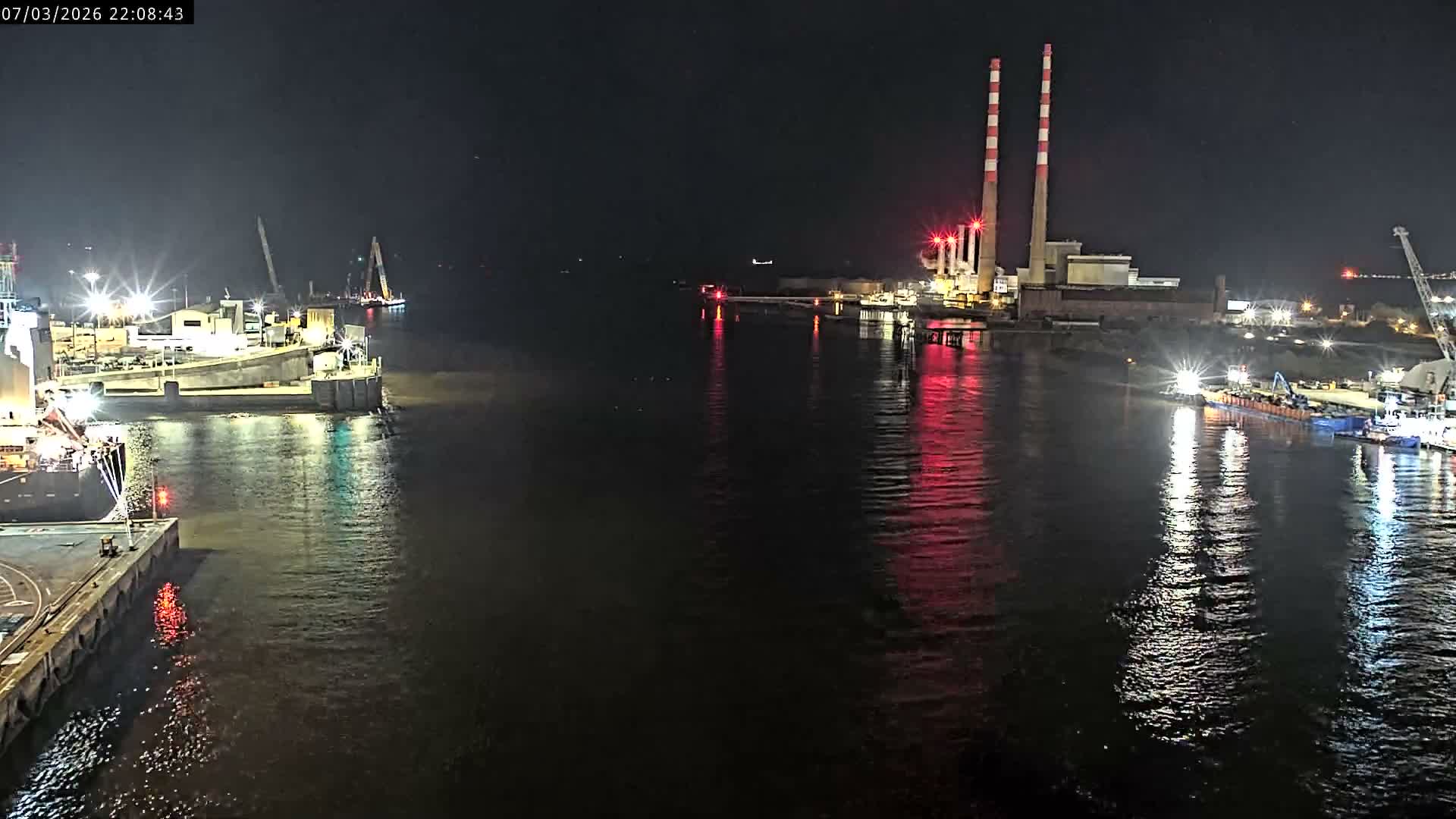 Dublin Bay & Port  Entrance Live Cam - Dublin, Eastern & Midland, Leinster, Ireland