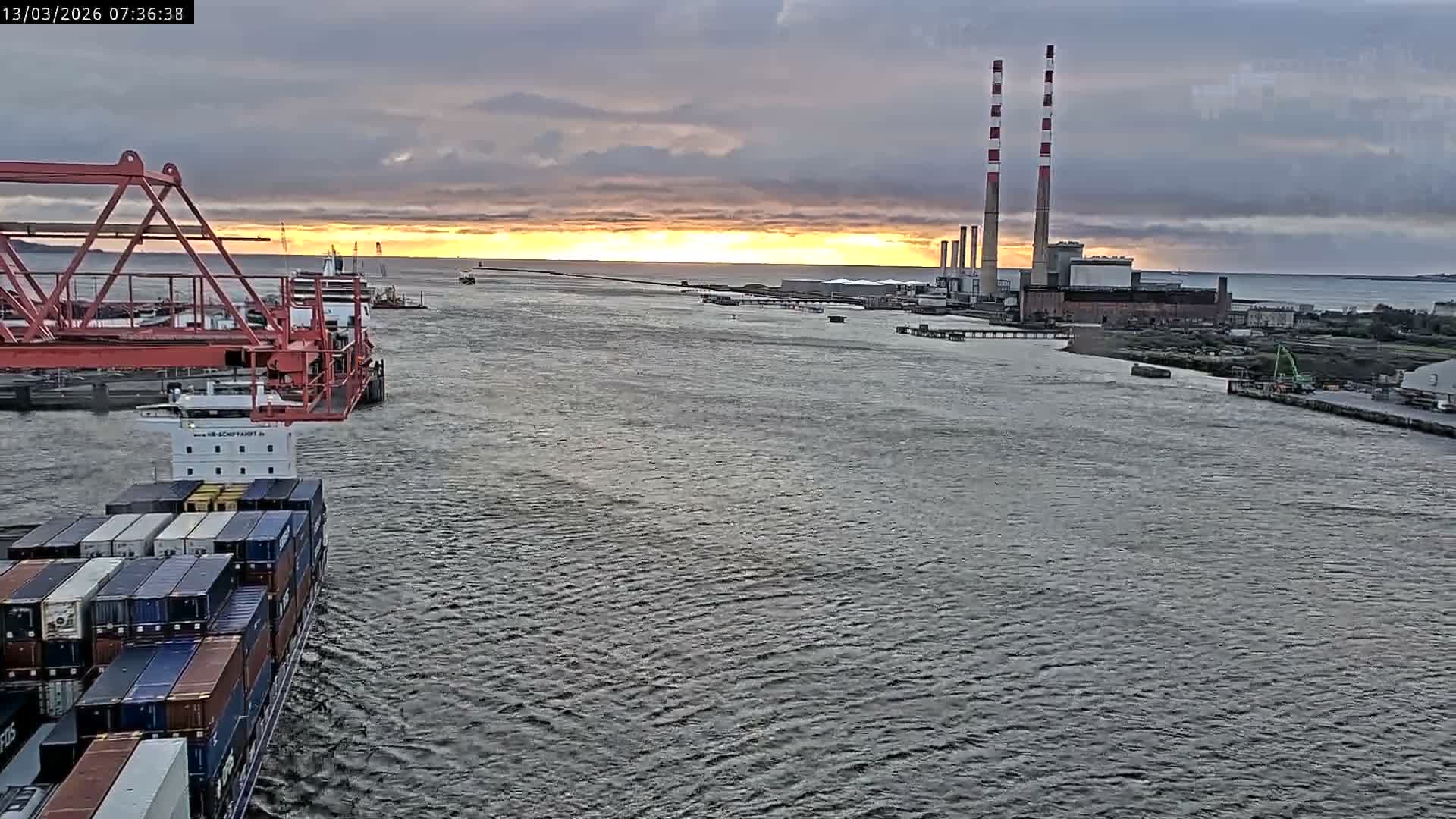 Dublin Bay & Port  Entrance Live Cam - Dublin, Eastern & Midland, Leinster, Ireland