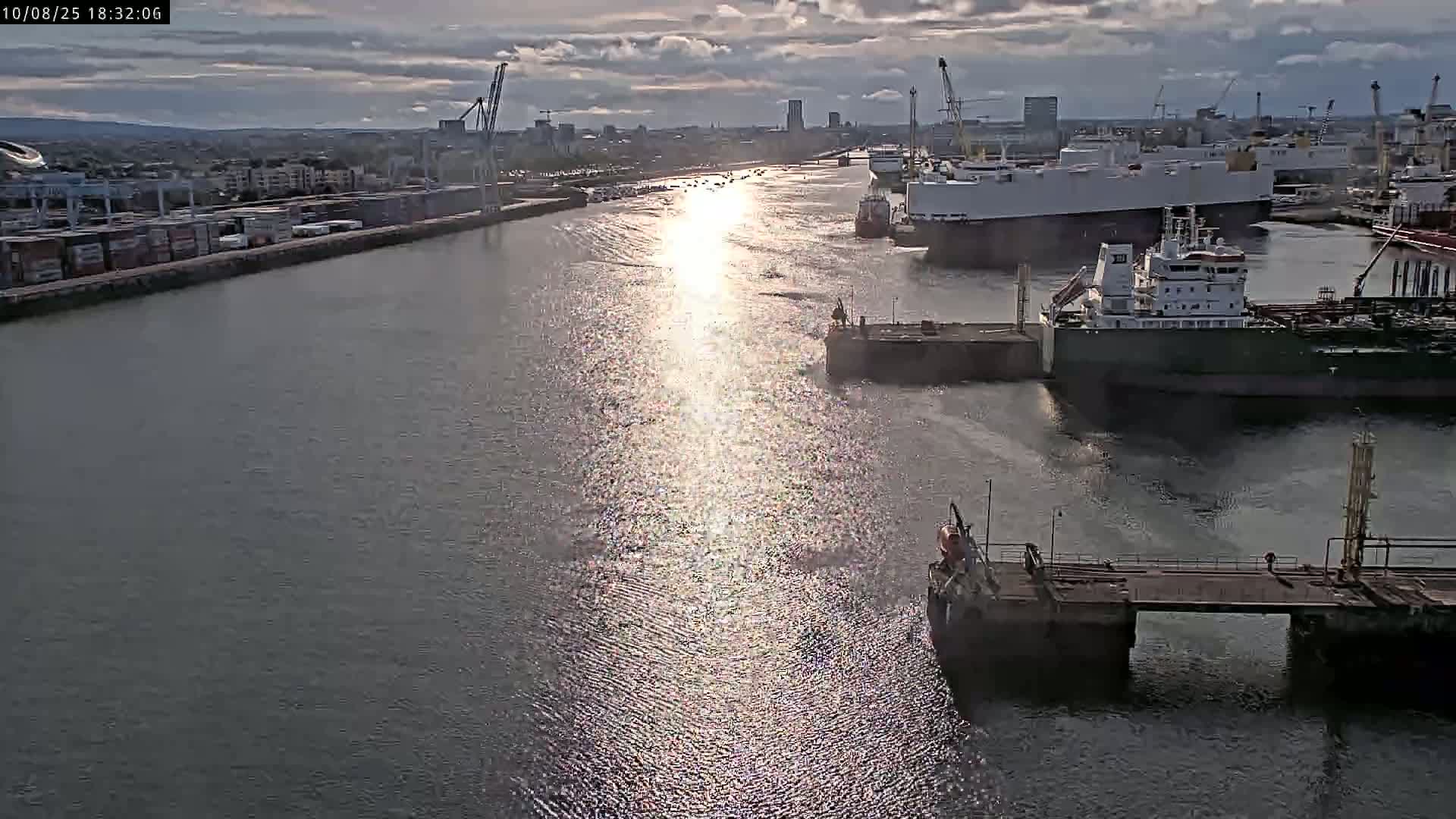 Dublin City & Port Skyline Cam - Dublin, Eastern & Midland, Leinster, Ireland