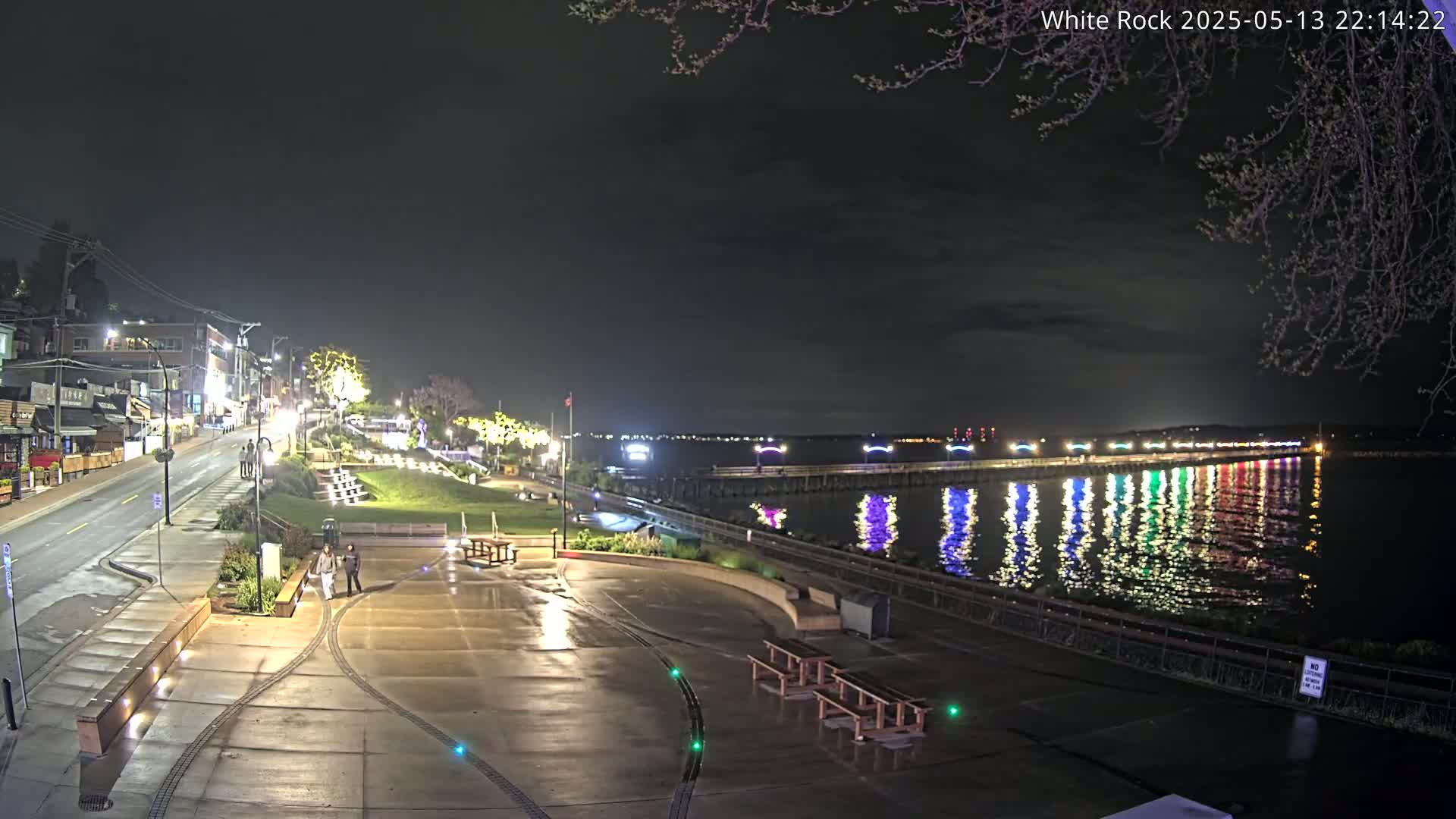 White Rock City & Pier Live Cam - White Rock, Metro Vancouver, British Columbia, Canada