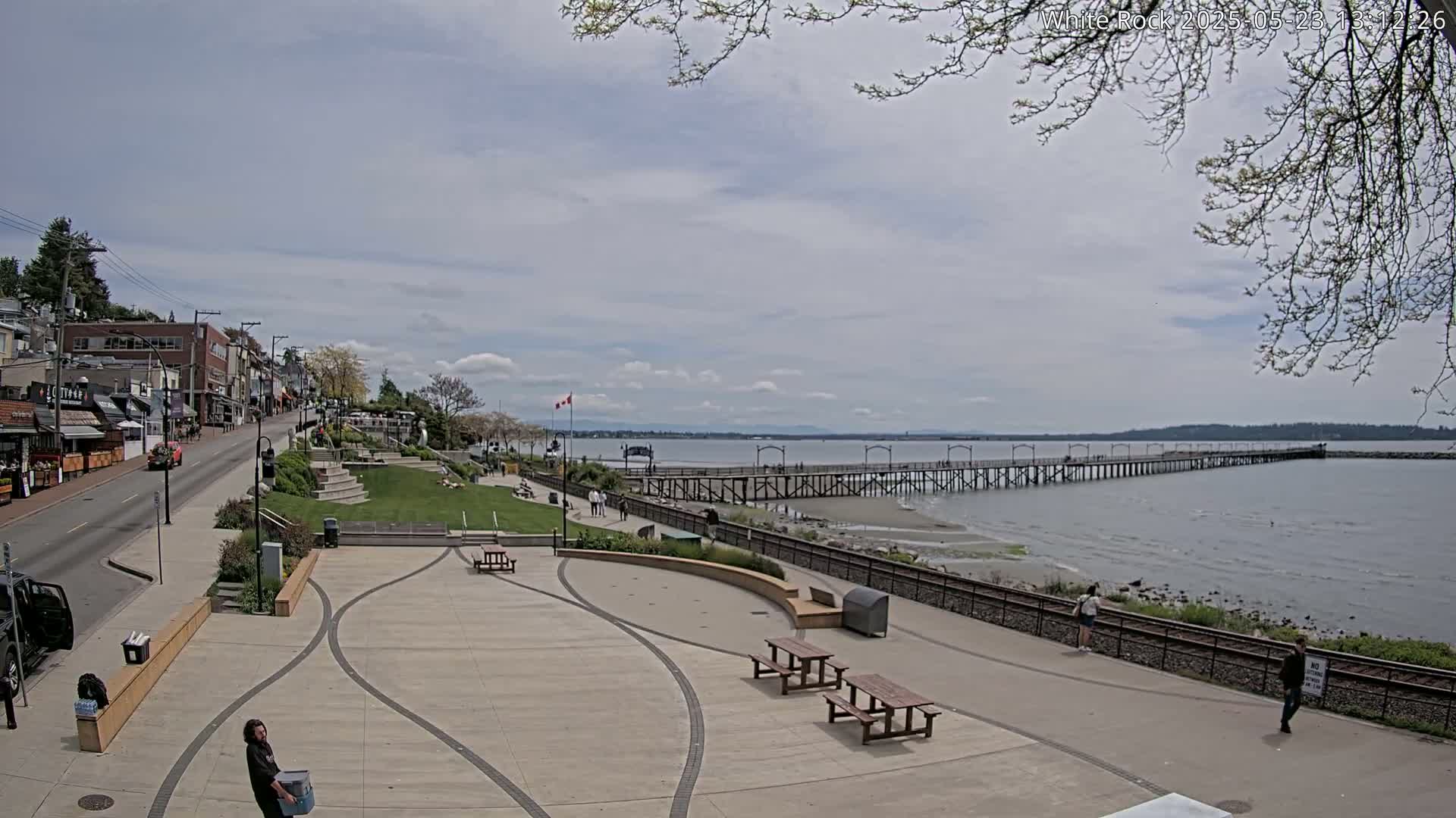White Rock City & Pier Live Cam - White Rock, Metro Vancouver, British Columbia, Canada
