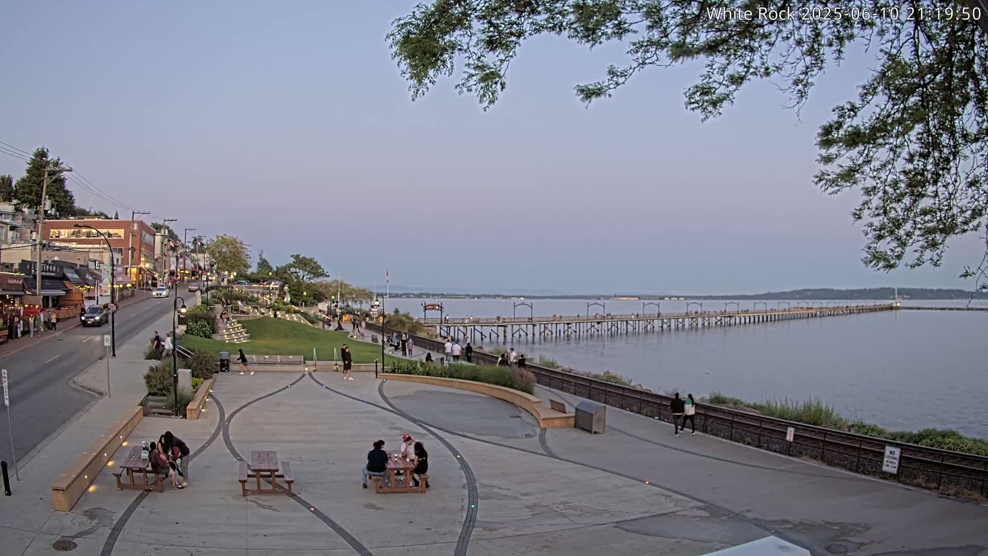 White Rock City & Pier Live Cam - White Rock, Metro Vancouver, British Columbia, Canada