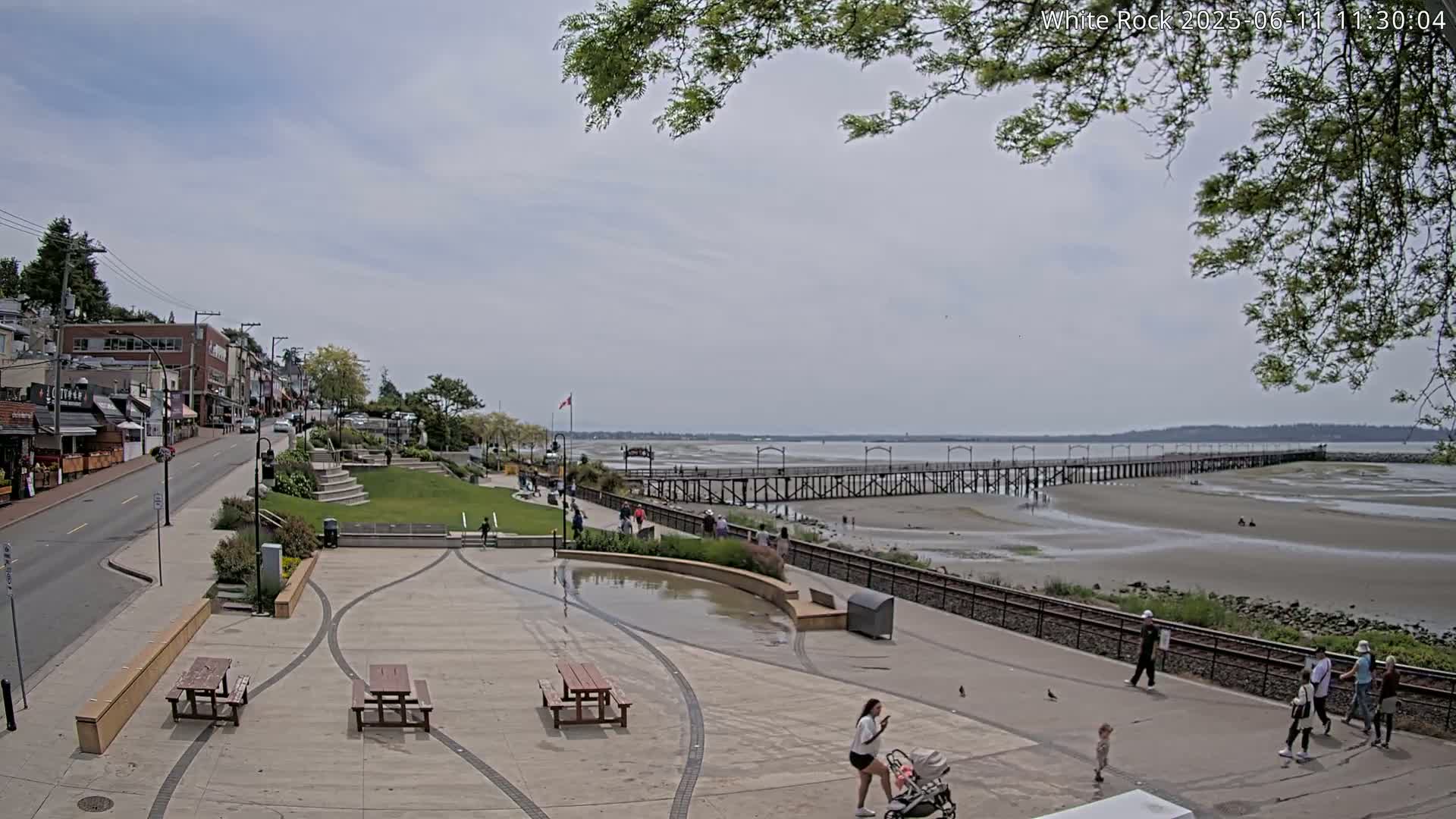 White Rock City & Pier Live Cam - White Rock, Metro Vancouver, British Columbia, Canada