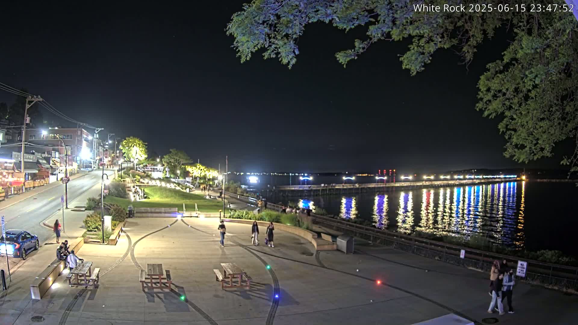 White Rock City & Pier Live Cam - White Rock, Metro Vancouver, British Columbia, Canada