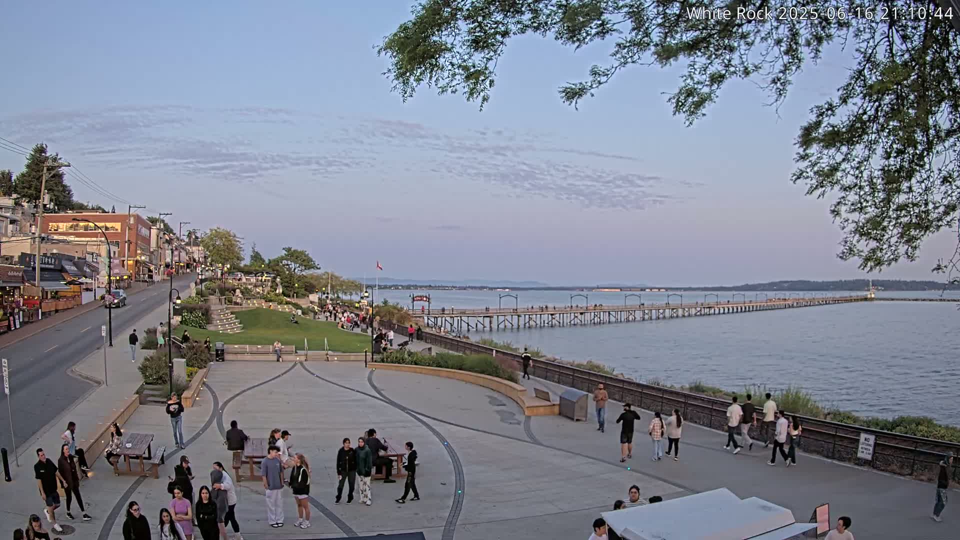 White Rock City & Pier Live Cam - White Rock, Metro Vancouver, British Columbia, Canada