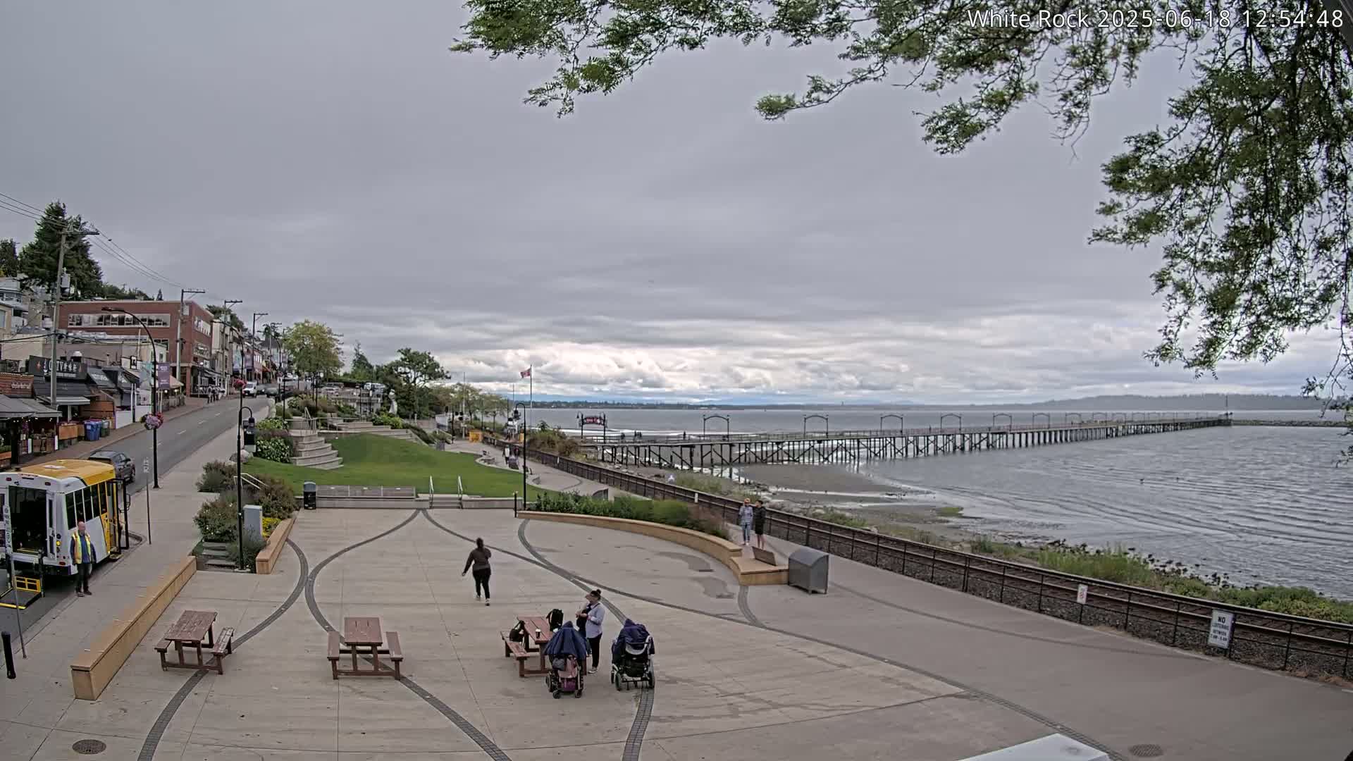 White Rock City & Pier Live Cam - White Rock, Metro Vancouver, British Columbia, Canada