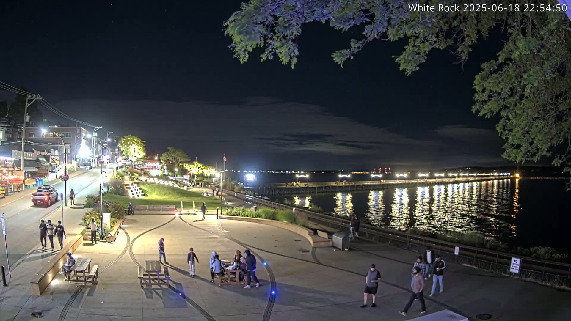 White Rock City & Pier Live Cam - White Rock, Metro Vancouver, British Columbia, Canada