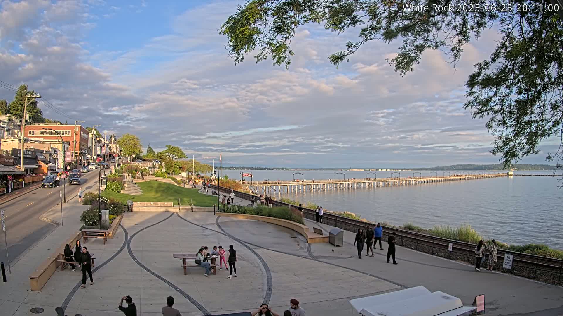 White Rock City & Pier Live Cam - White Rock, Metro Vancouver, British Columbia, Canada