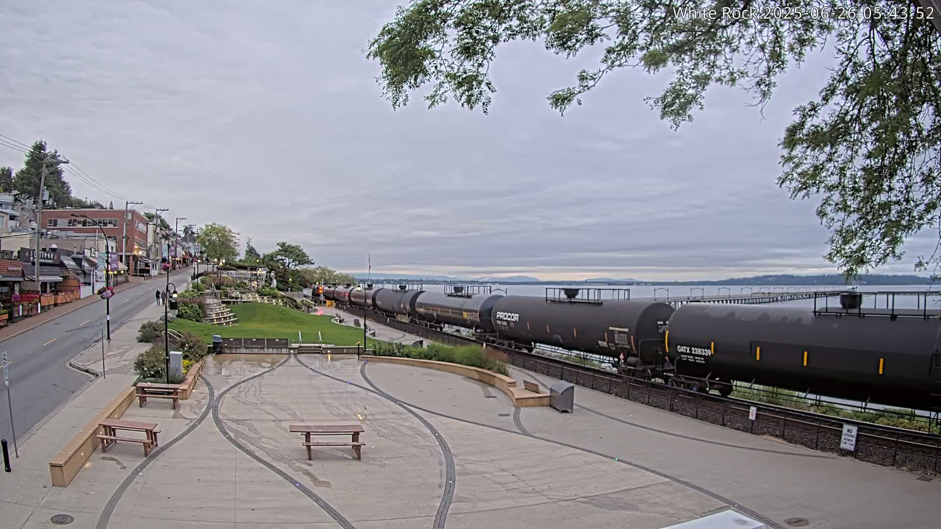 White Rock City & Pier Live Cam - White Rock, Metro Vancouver, British Columbia, Canada