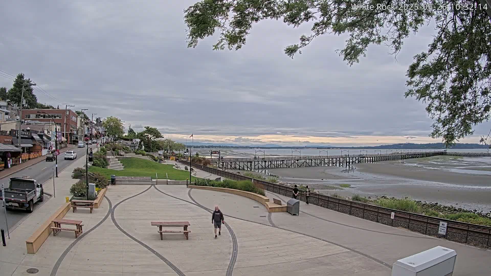 White Rock City & Pier Live Cam - White Rock, Metro Vancouver, British Columbia, Canada