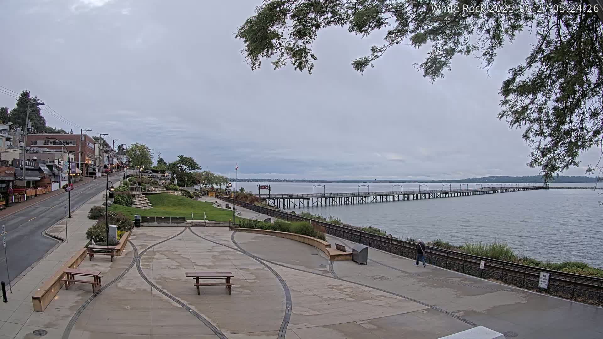 White Rock City & Pier Live Cam - White Rock, Metro Vancouver, British Columbia, Canada