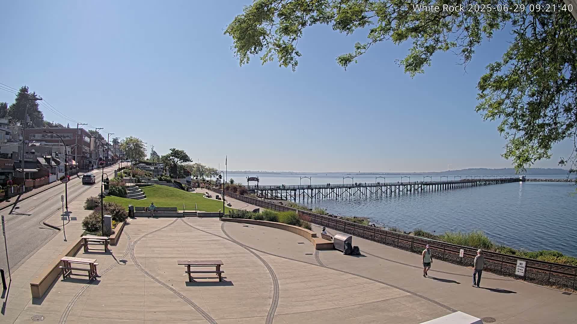 White Rock City & Pier Live Cam - White Rock, Metro Vancouver, British Columbia, Canada