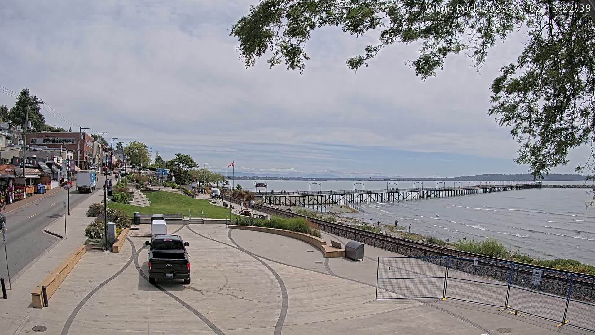 White Rock City & Pier Live Cam - White Rock, Metro Vancouver, British Columbia, Canada