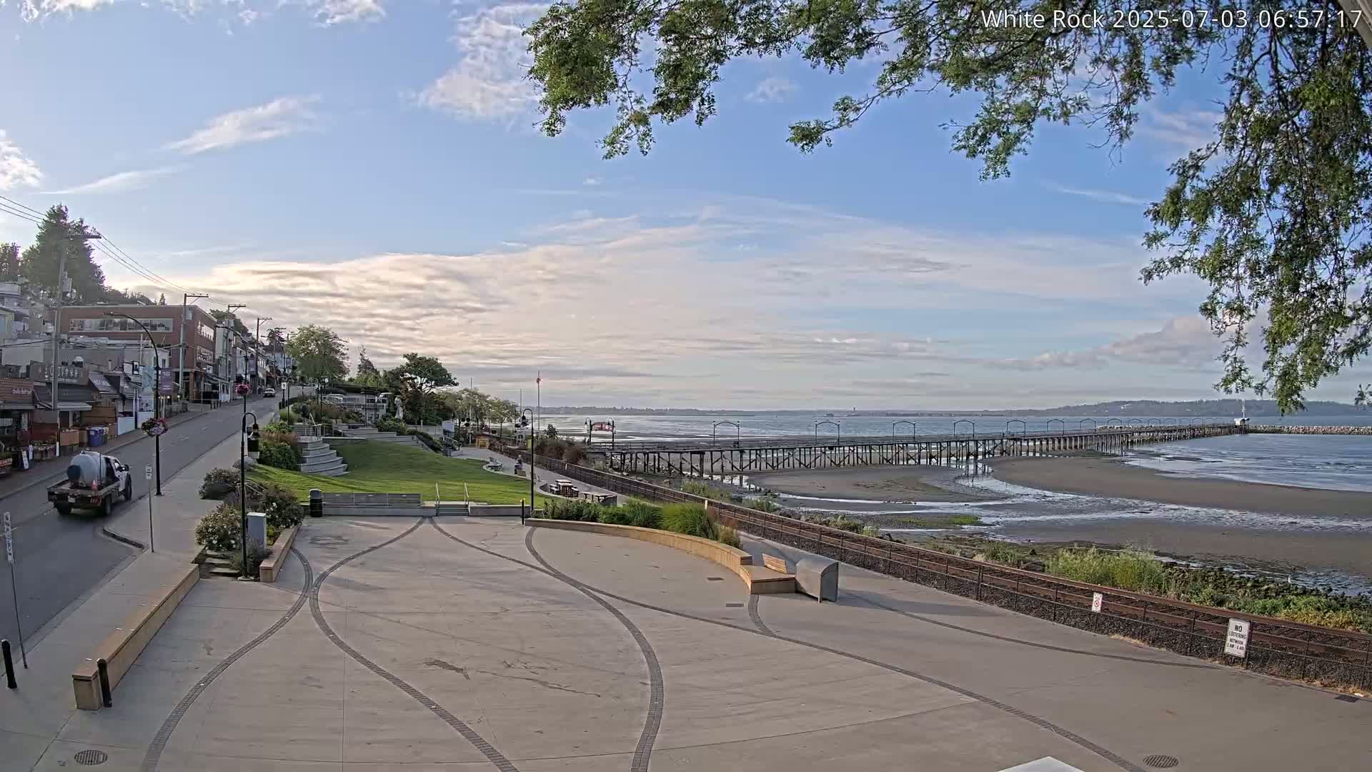 White Rock City & Pier Live Cam - White Rock, Metro Vancouver, British Columbia, Canada