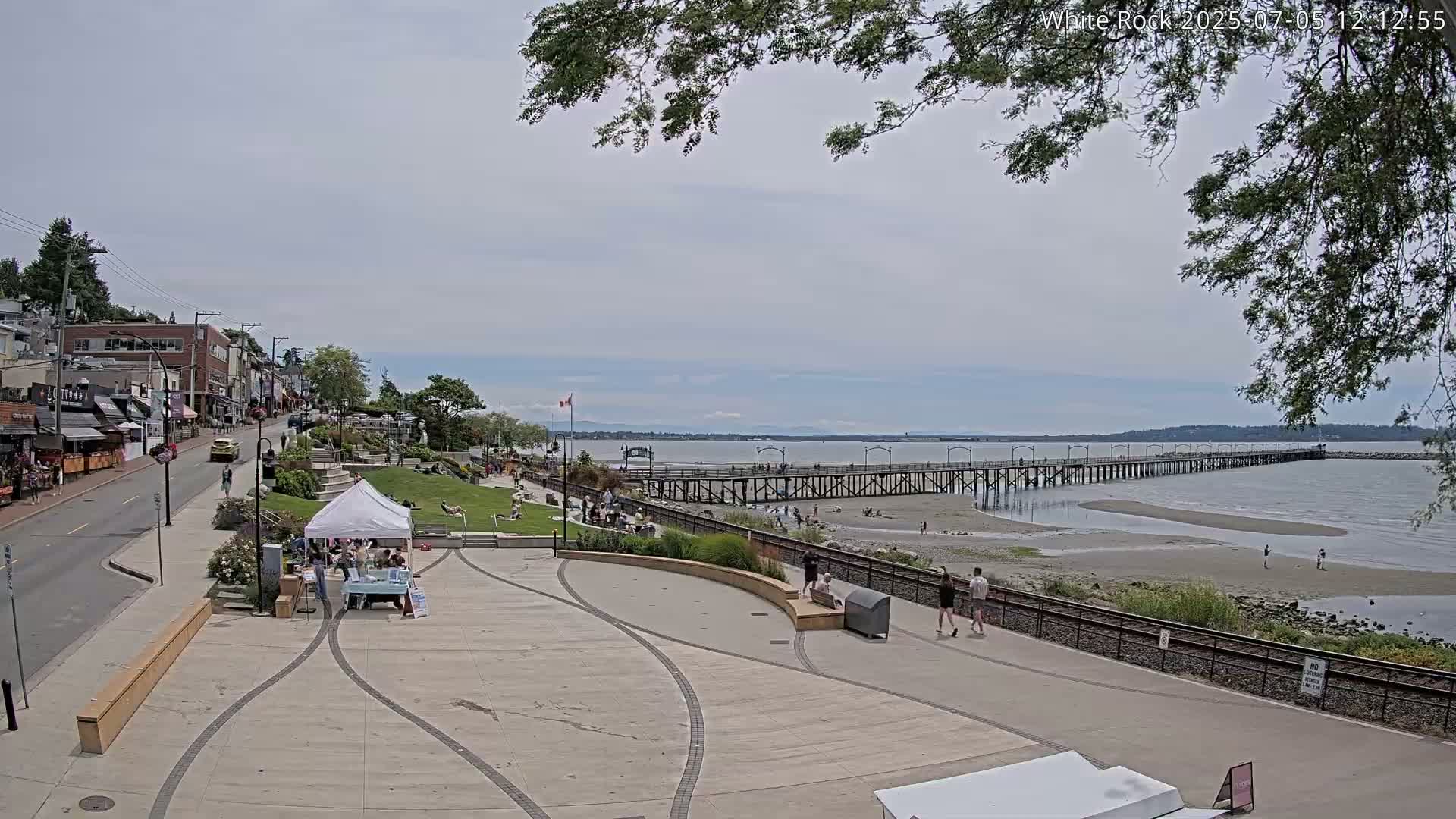 White Rock City & Pier Live Cam - White Rock, Metro Vancouver, British Columbia, Canada
