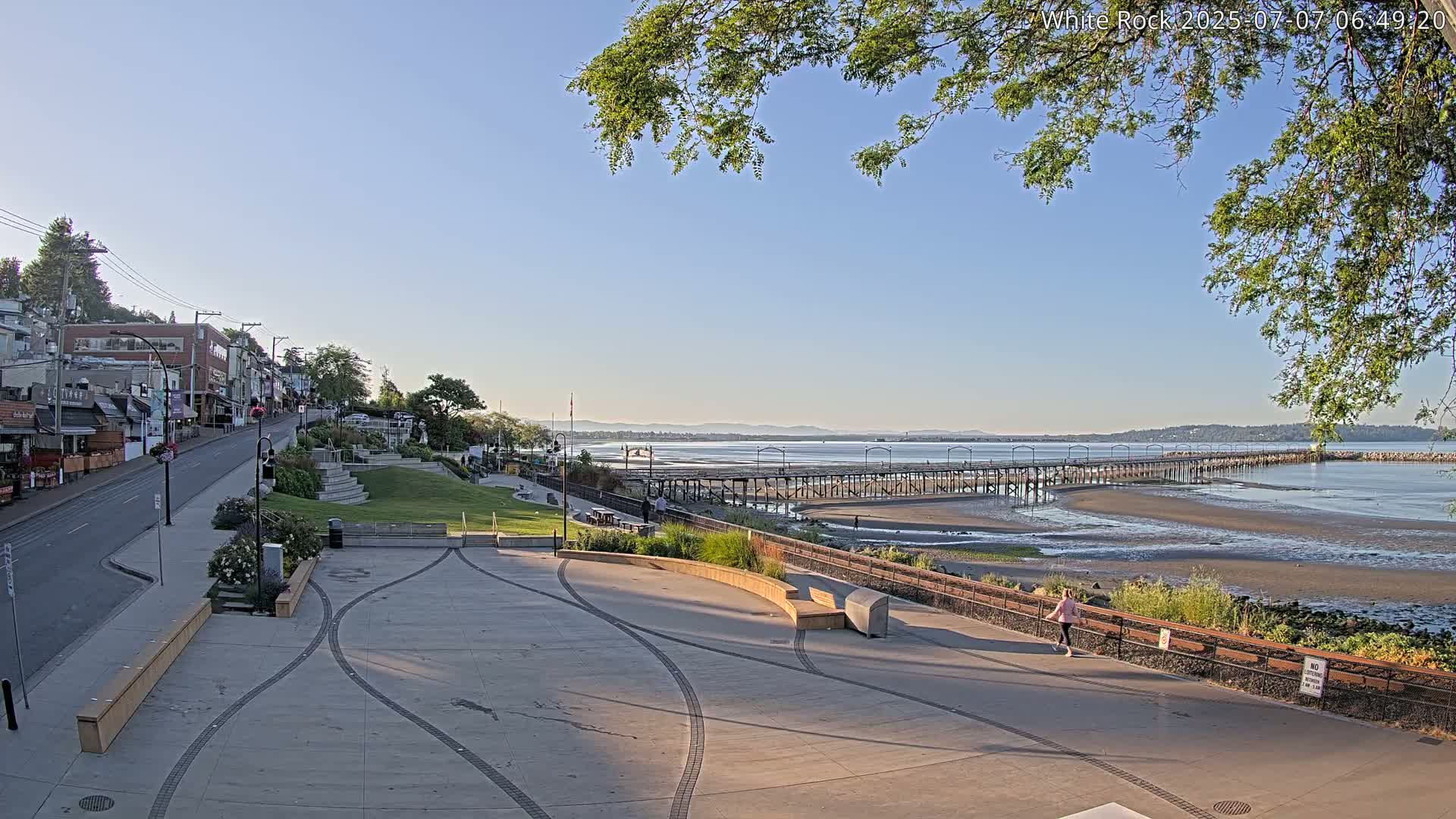 White Rock City & Pier Live Cam - White Rock, Metro Vancouver, British Columbia, Canada